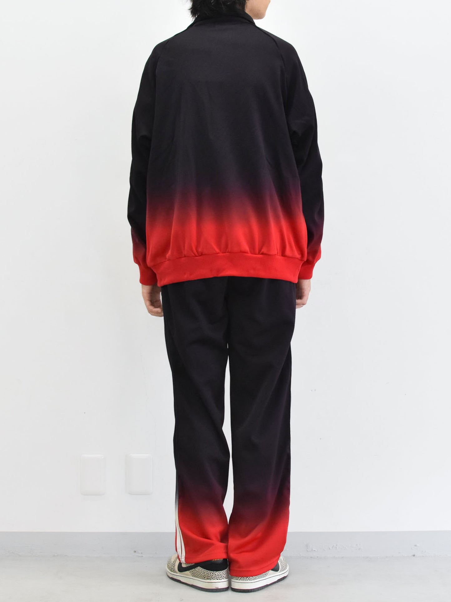BODYSONG. / GRADIENT TRACKJ F25 - RED