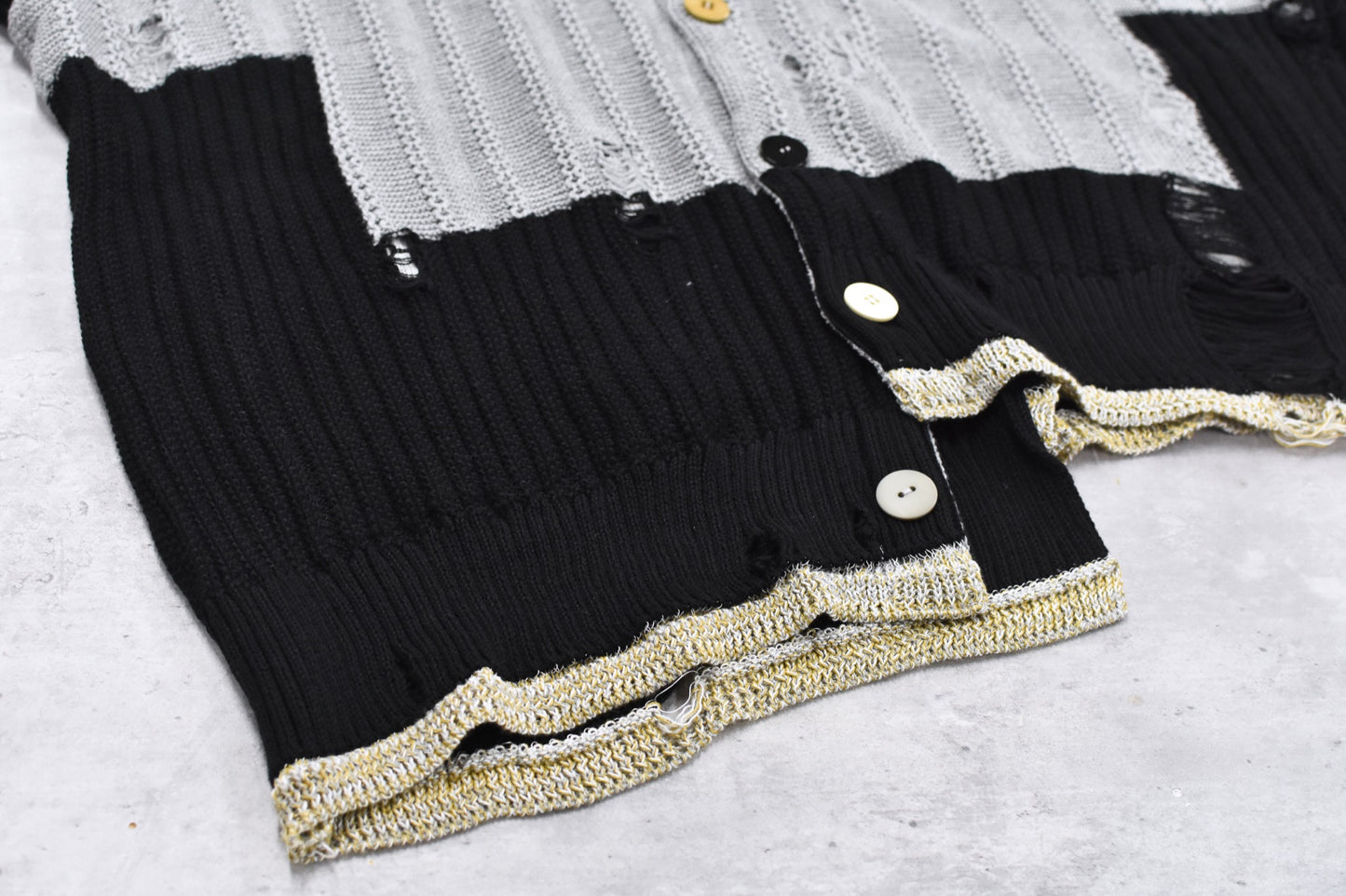 BODYSONG. / REVERSIBLE DISTRESSED SUMMER KNIT CARDIGAN - BLACK