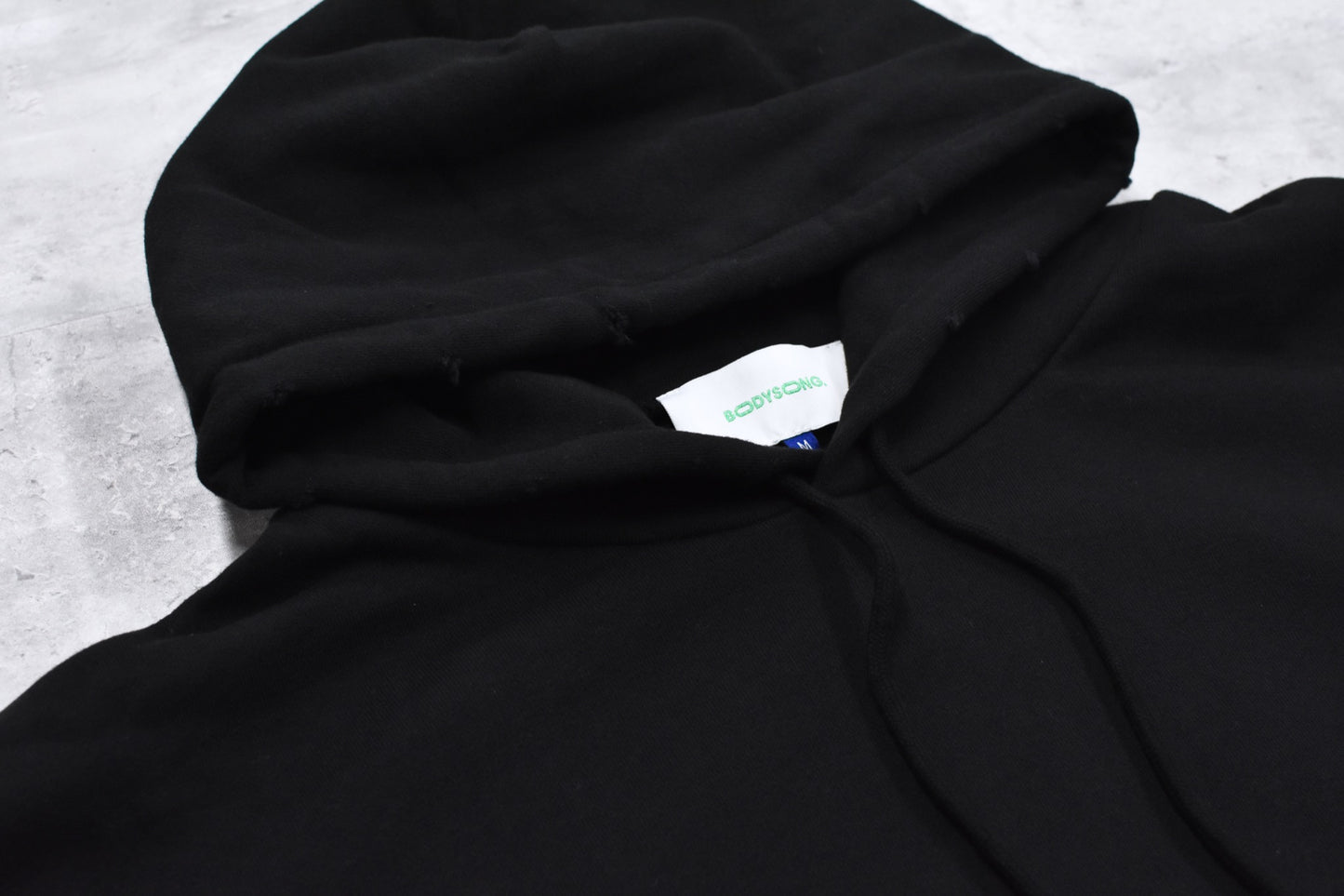 BODYSONG. / HOODIE - PHOTOCHROMIC - OHIANA - BLACK