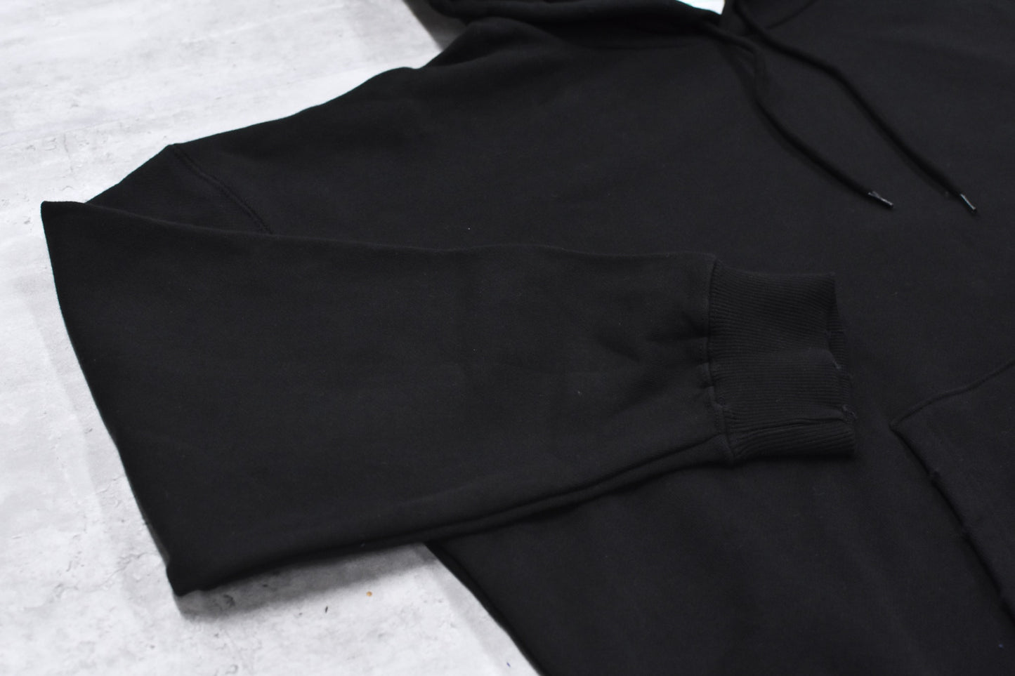BODYSONG. / HOODIE - PHOTOCHROMIC - OHIANA - BLACK