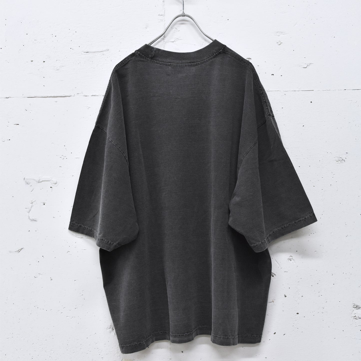 BODYSONG. / TEE/PHOTOCHROMIC/OHIANA - BLACK