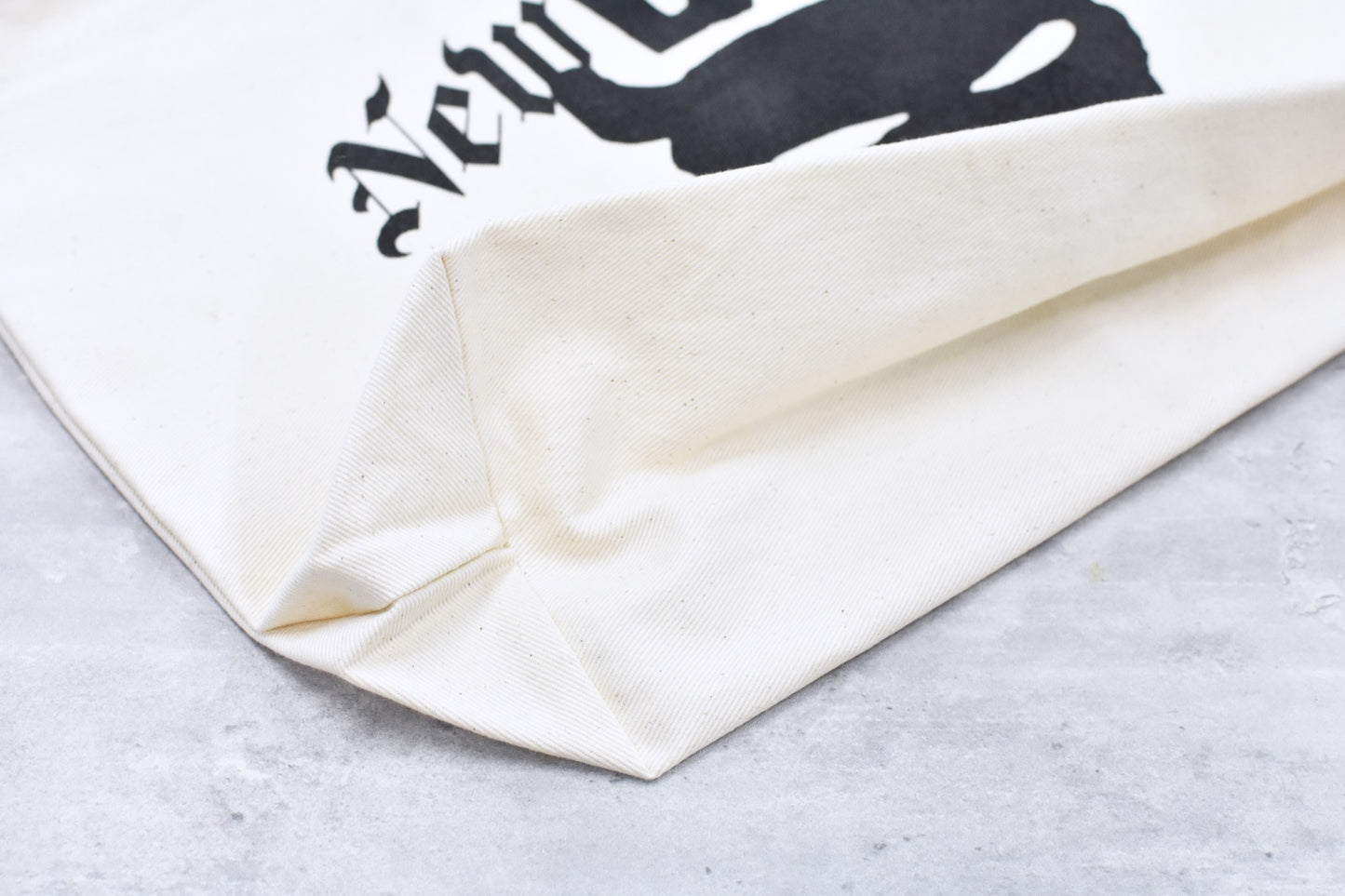 BODYSONG. / NEW BODY BAG! - WHITE