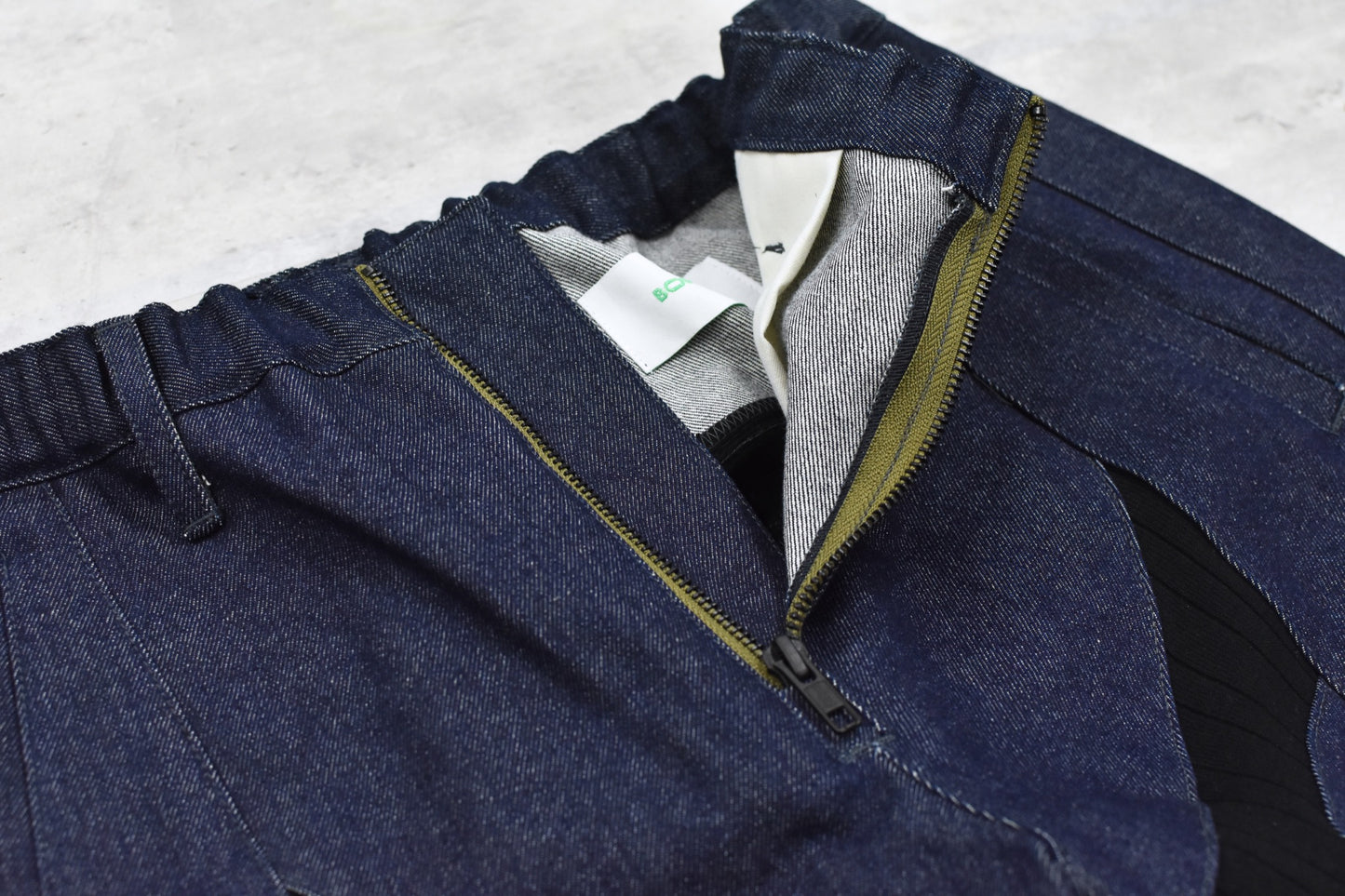 BODYSONG. / SPEEDING MOTORCYCLE DENIM TROUSERS - BLACK