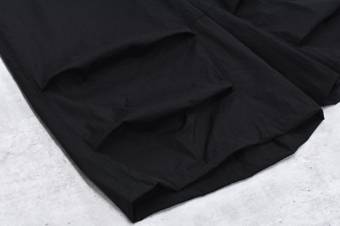 elephant TRIBAL fabrics / High Power Stretch Warming-up Halfway PT - BLACK