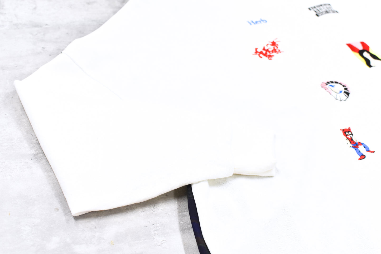 STOF / Edition Embroi L/S Tee - WHITE