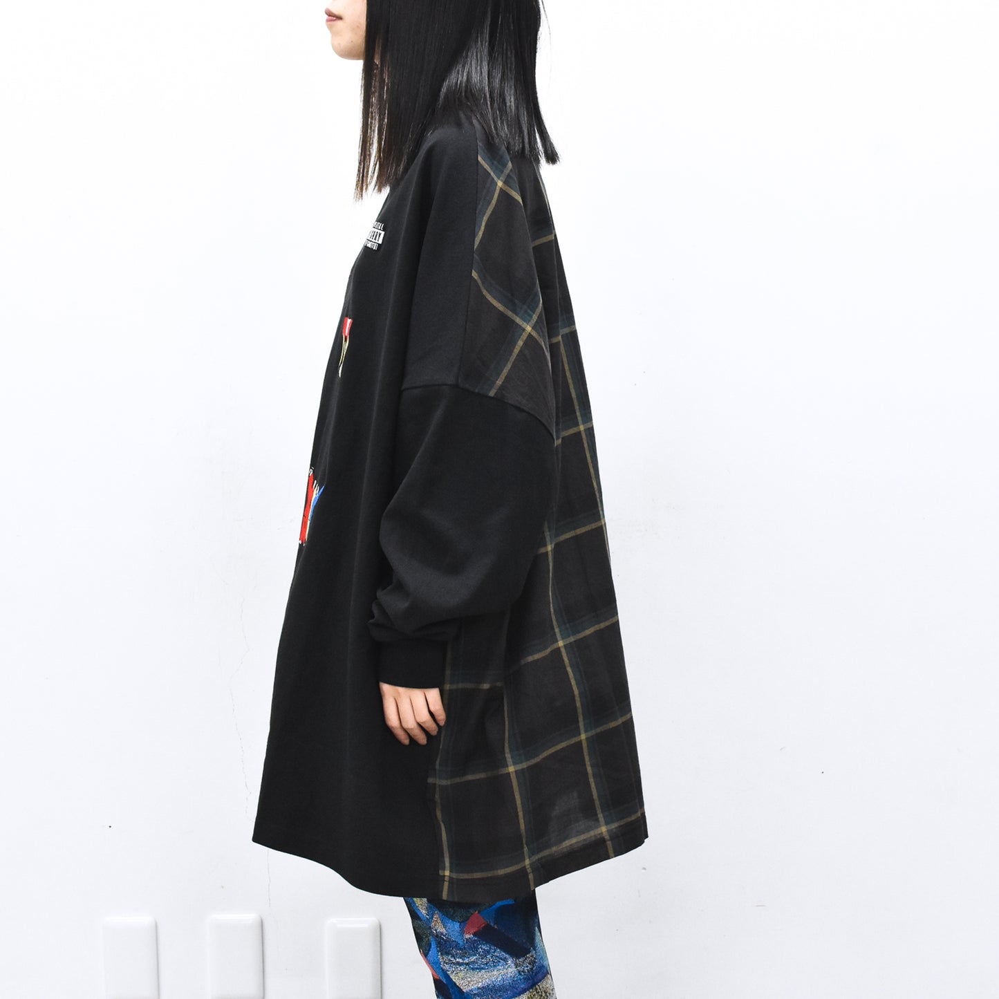 STOF / Edition Embroi L/S Tee - BLACK