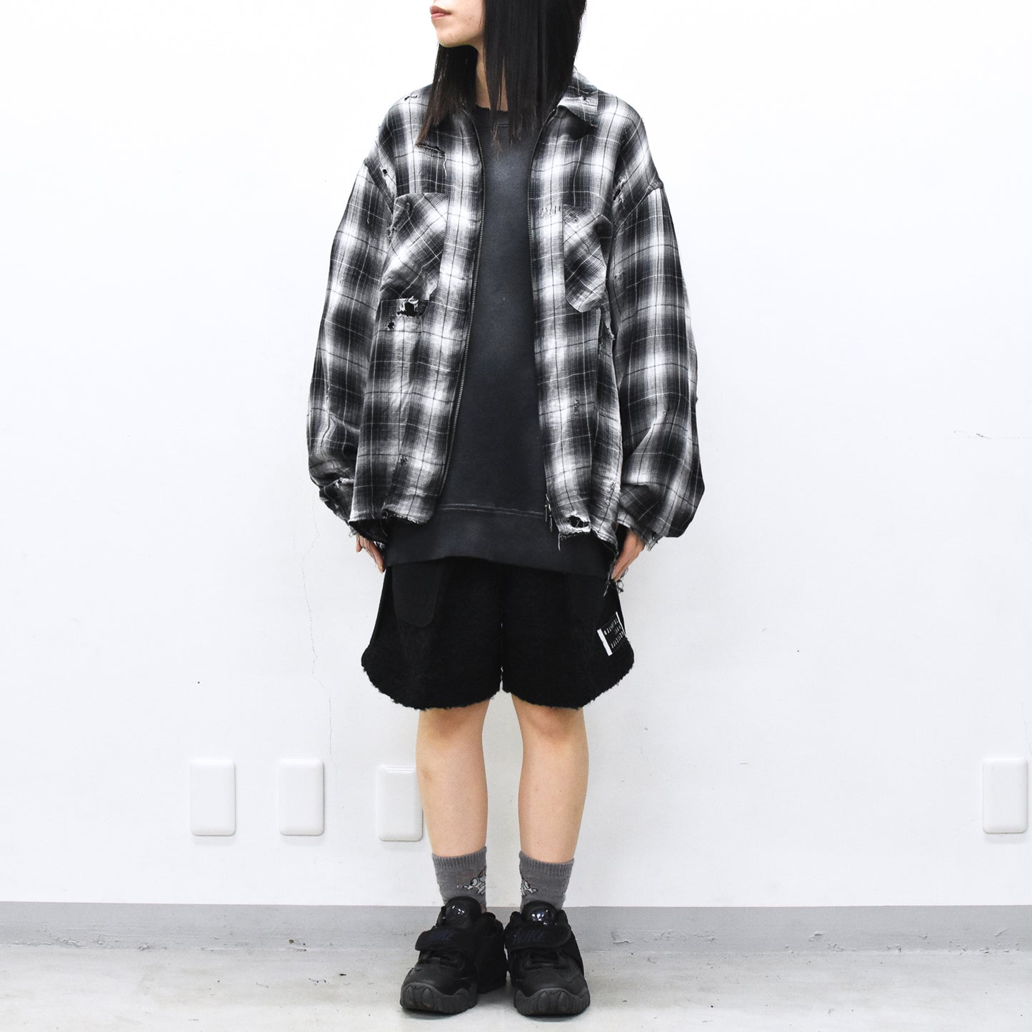 THE JEAN PIERRE / Grunge Destroy Kurt Shirt - BLACK