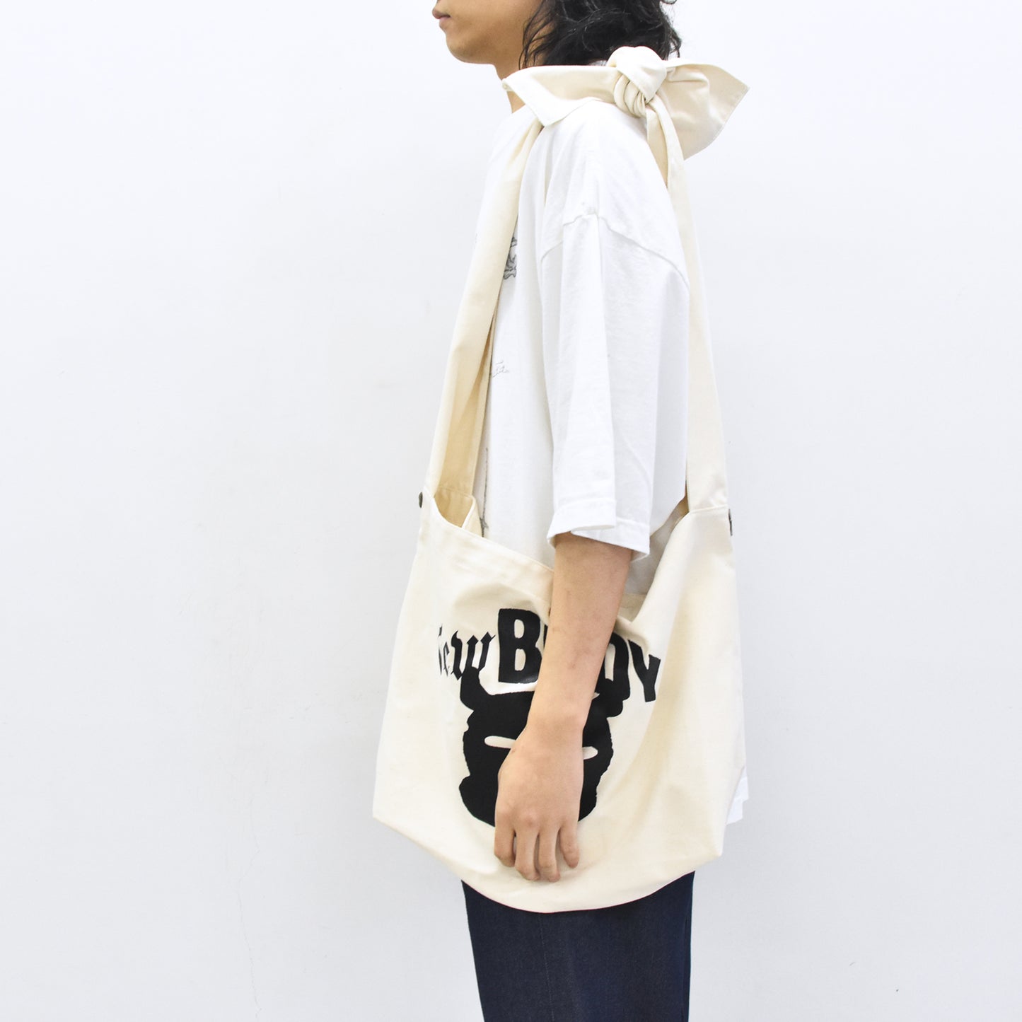 BODYSONG. / NEW BODY BAG! - WHITE