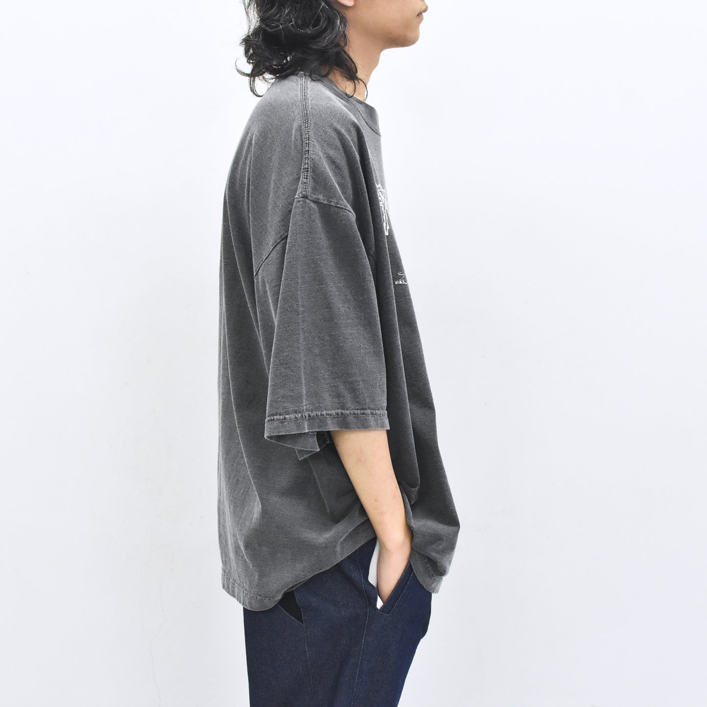 BODYSONG. / TEE/PHOTOCHROMIC/OHIANA - BLACK