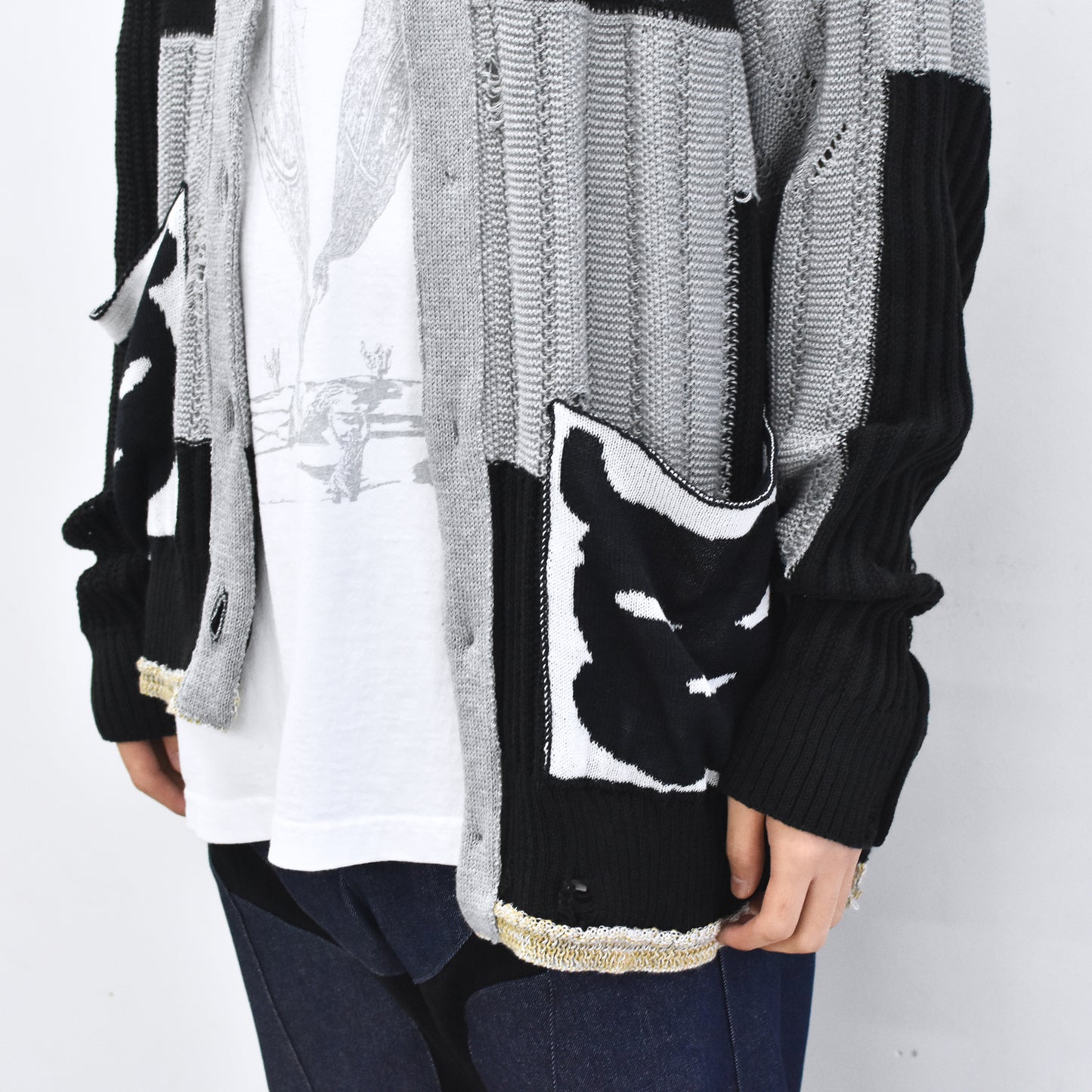 BODYSONG. / REVERSIBLE DISTRESSED SUMMER KNIT CARDIGAN - BLACK