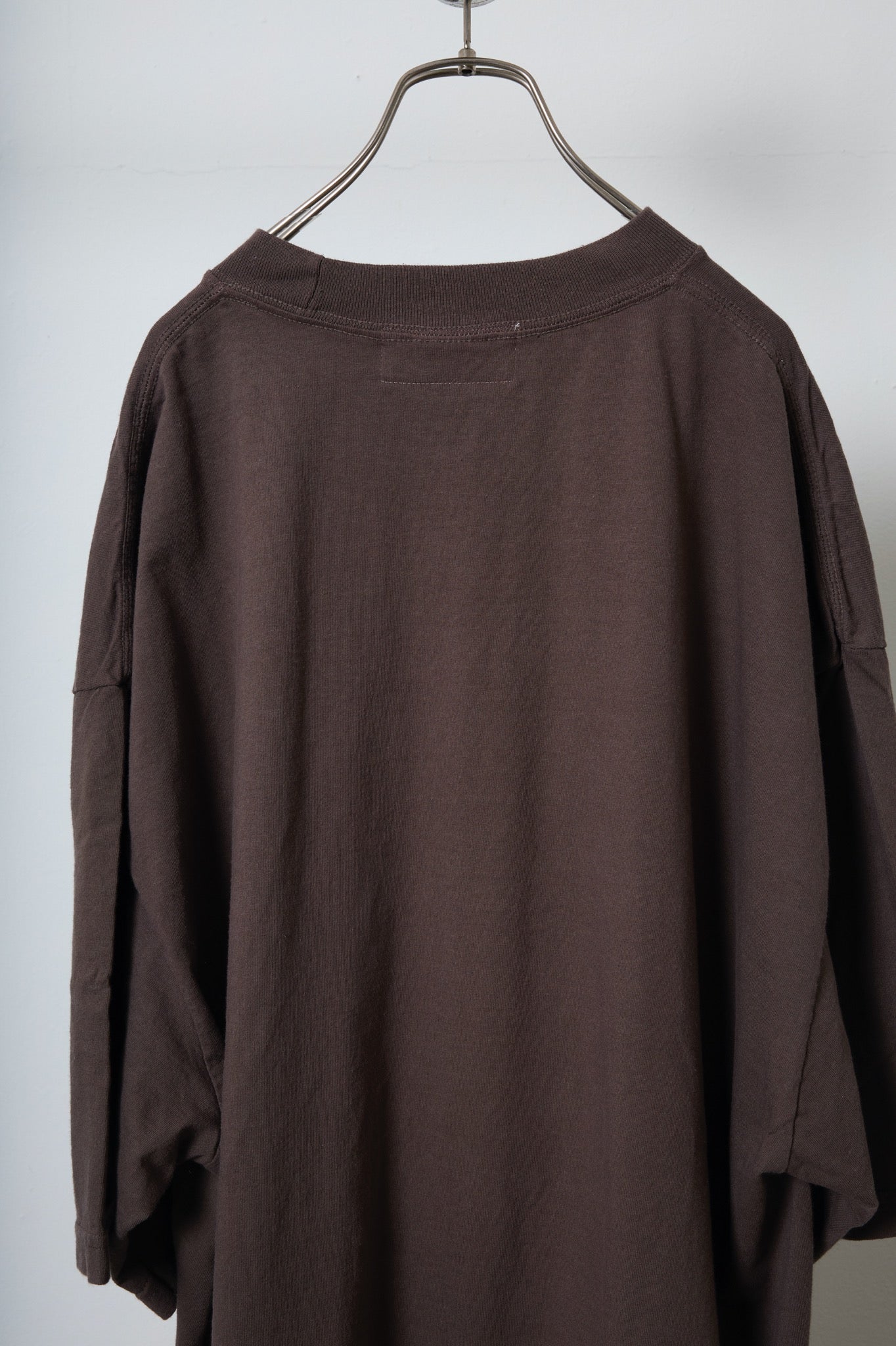 BODYSONG. / 先行予約 TEE/FOIL/ATOZ - BROWN