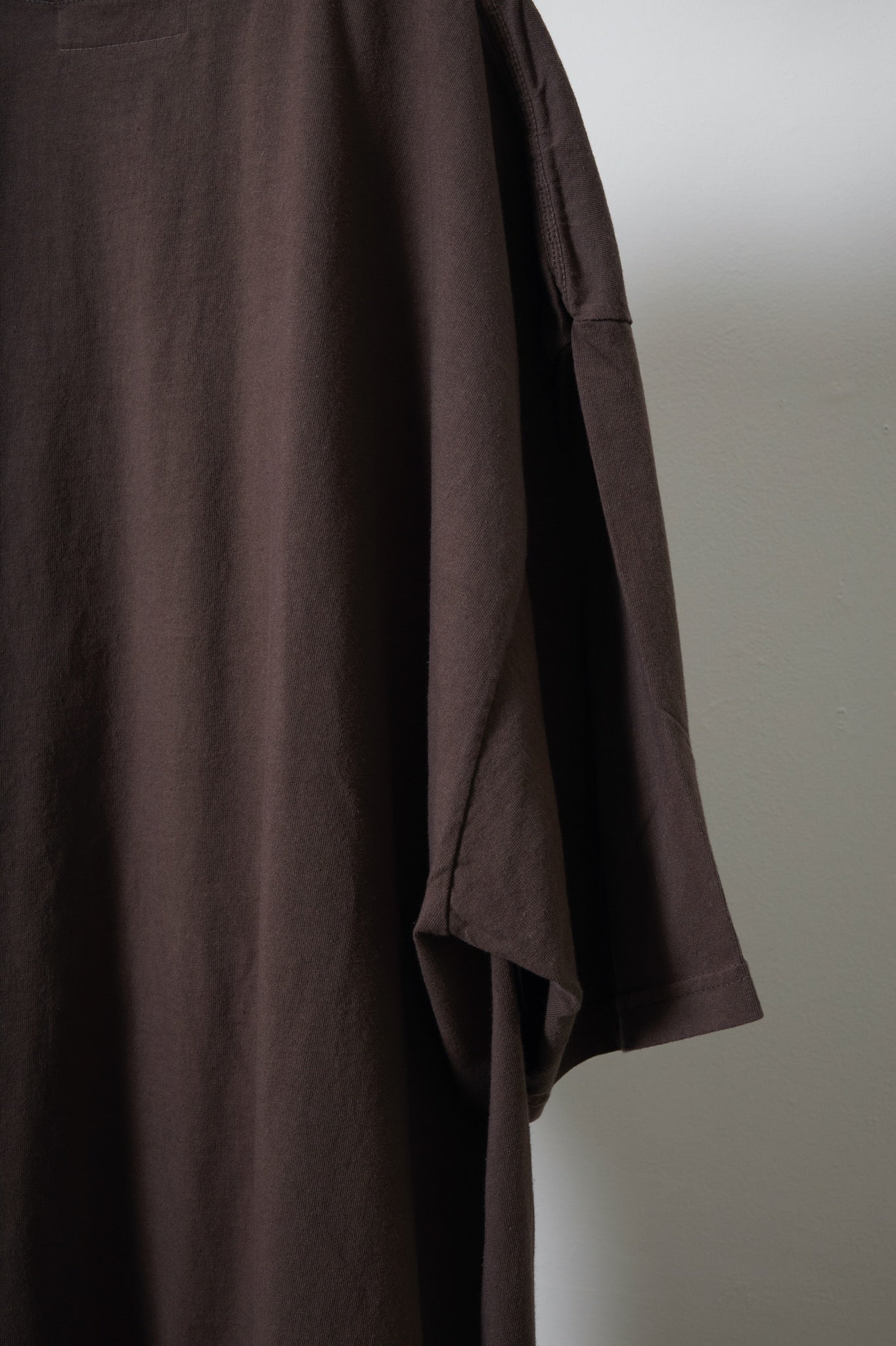 BODYSONG. / 先行予約 TEE/FOIL/ATOZ - BROWN