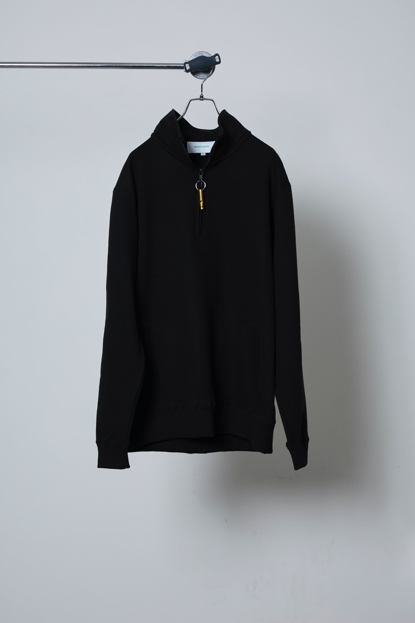 BODYSONG. / 先行予約 HALF ZIP/REF/STAR - BLACK