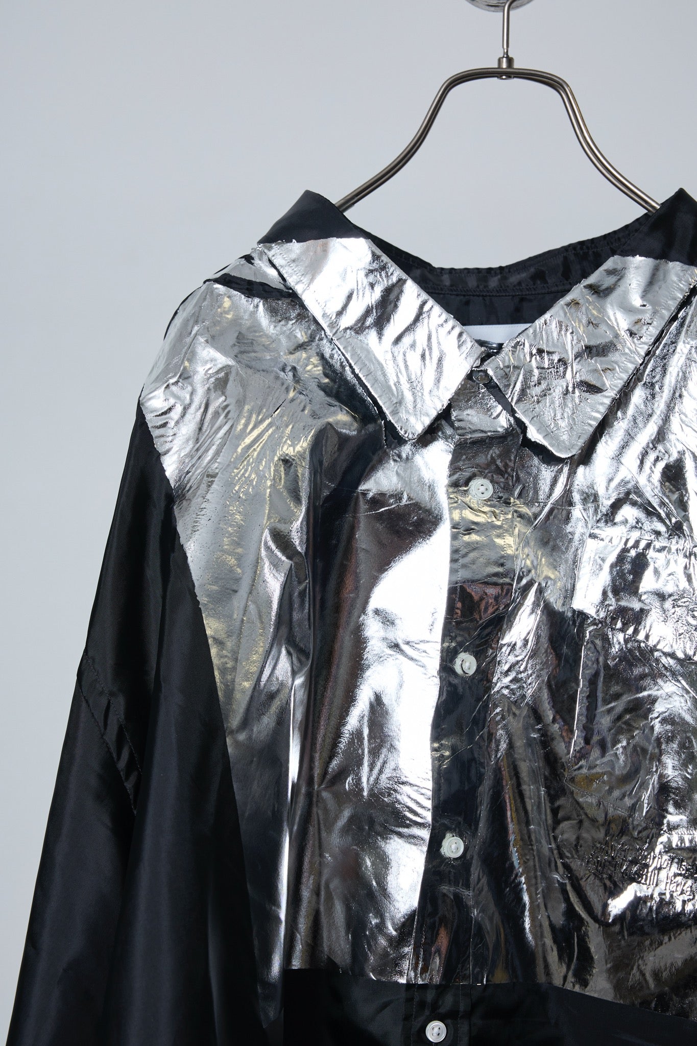 BODYSONG. / 先行予約 FOIL ROUND HEM SH - BLACK