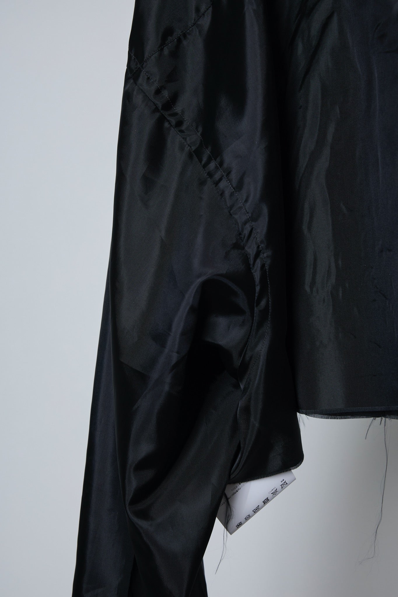 BODYSONG. / 先行予約 METALLIC SPLATTER SH - BLACK
