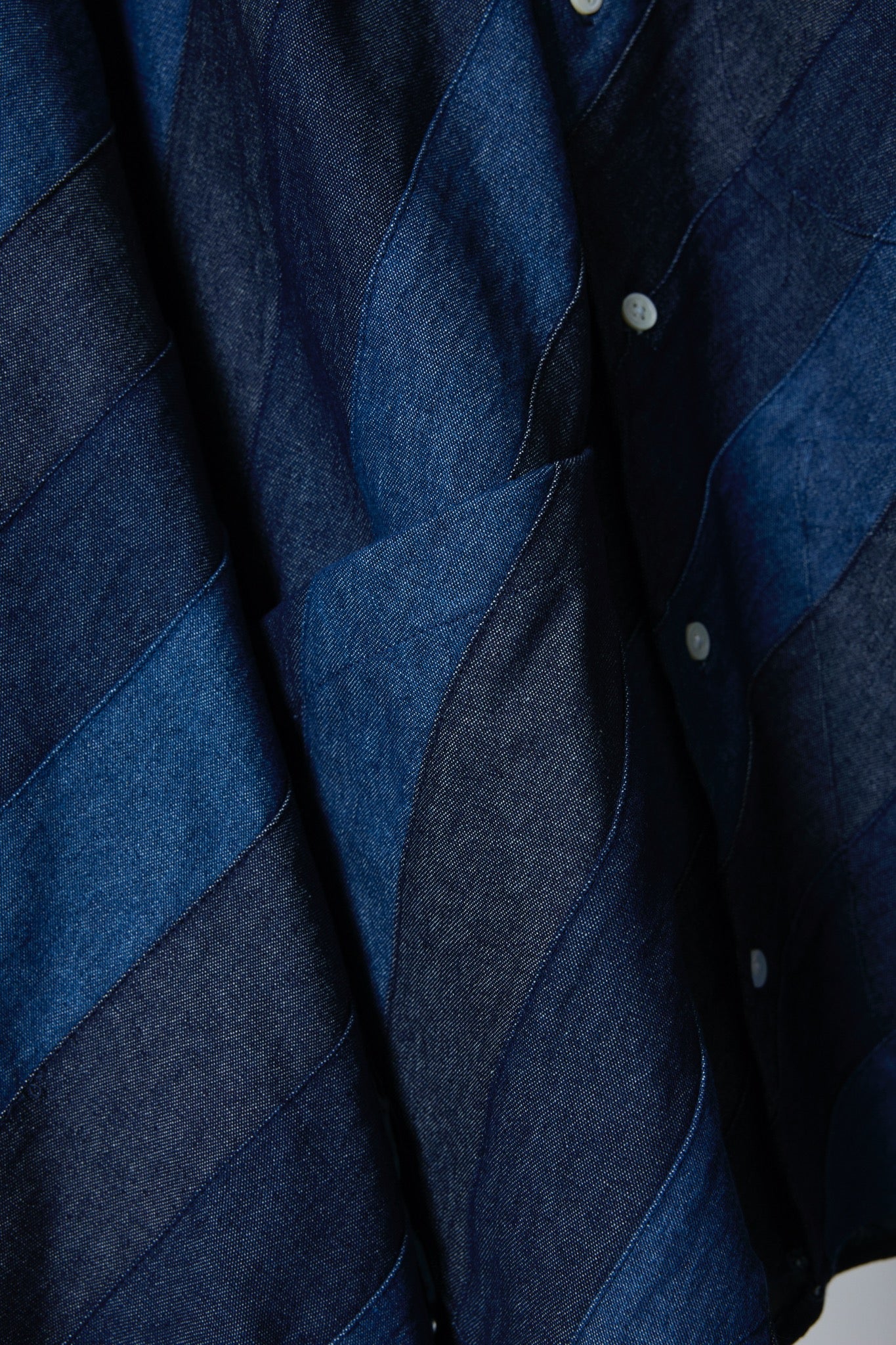 BODYSONG. / 先行予約 ARTISAN PATCHWORK DENIM SH - NAVY
