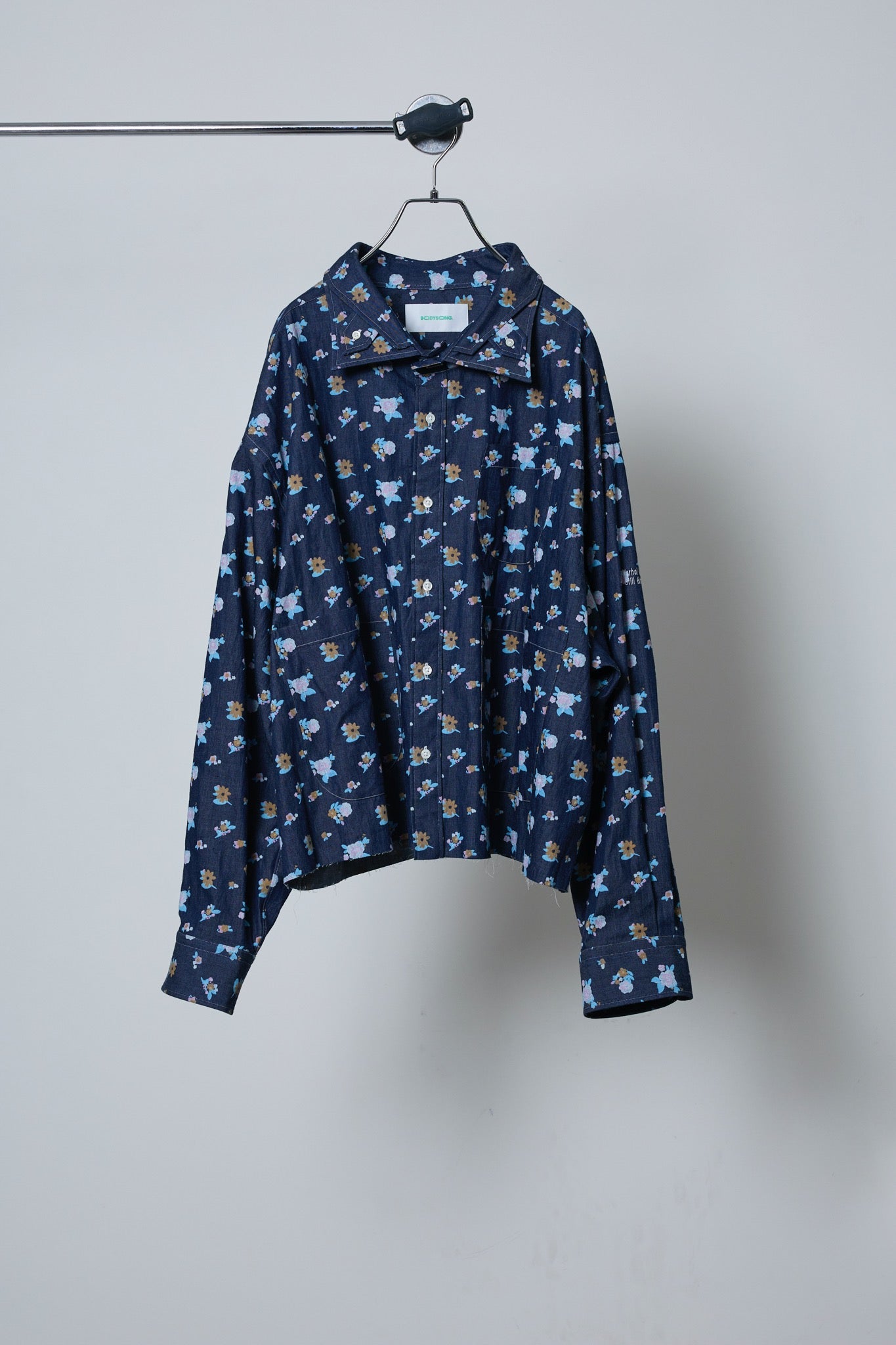 BODYSONG. / 先行予約 FLORAL SPLATTER SHIRT - NAVY