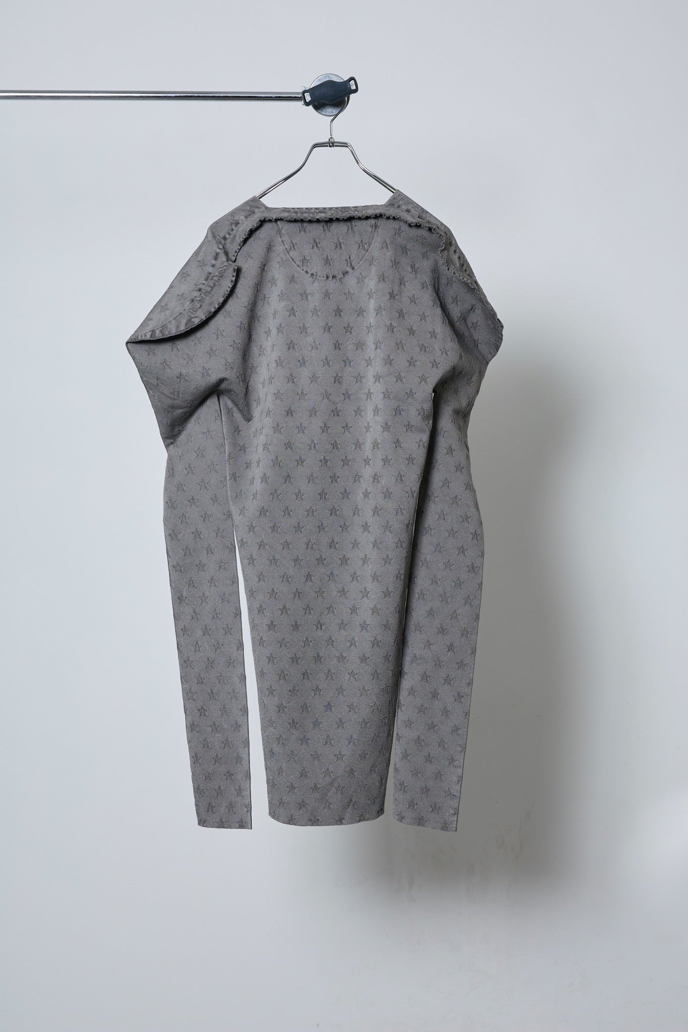 BODYSONG. / 先行予約 SEAMLESS THIN KNIT F25 / STAR - GREY