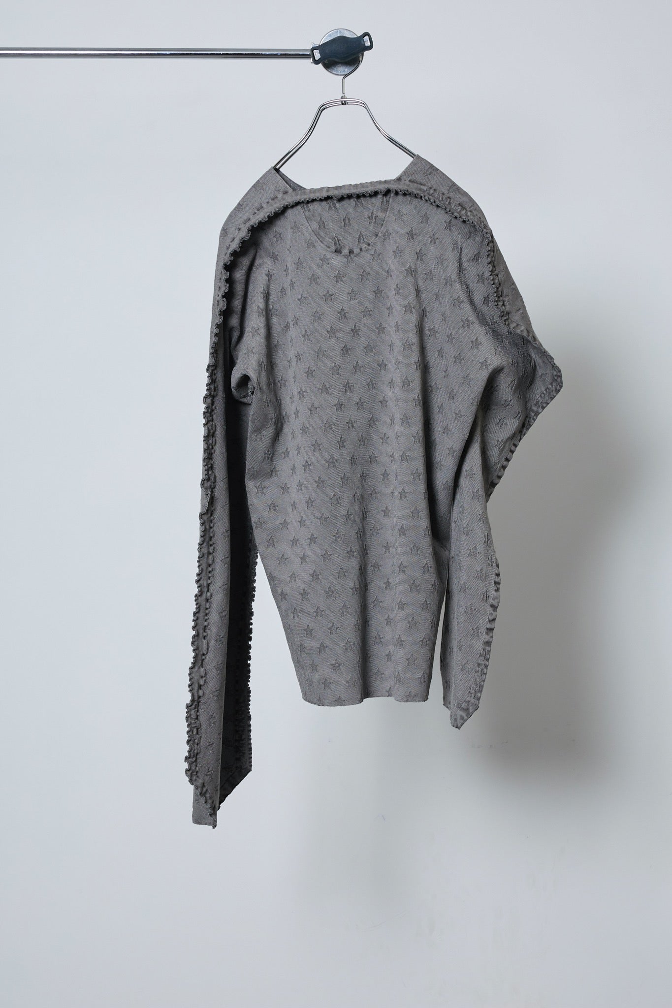 BODYSONG. / 先行予約 SEAMLESS ASYMMETRICAL KNIT F25 / STAR - GREY