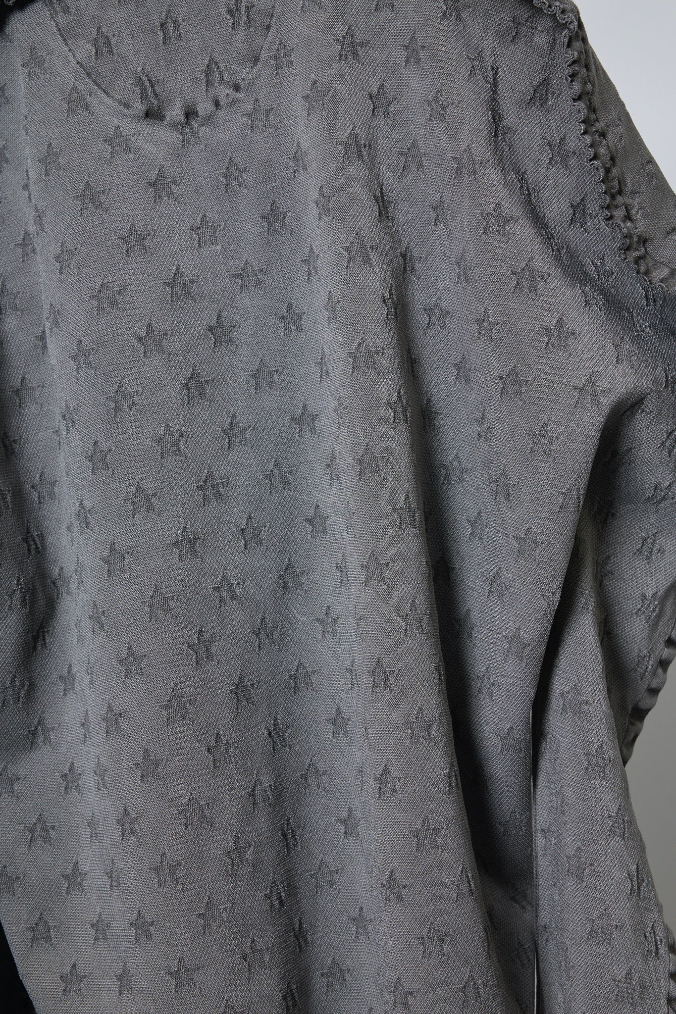 BODYSONG. / 先行予約 SEAMLESS ASYMMETRICAL KNIT F25 / STAR - GREY