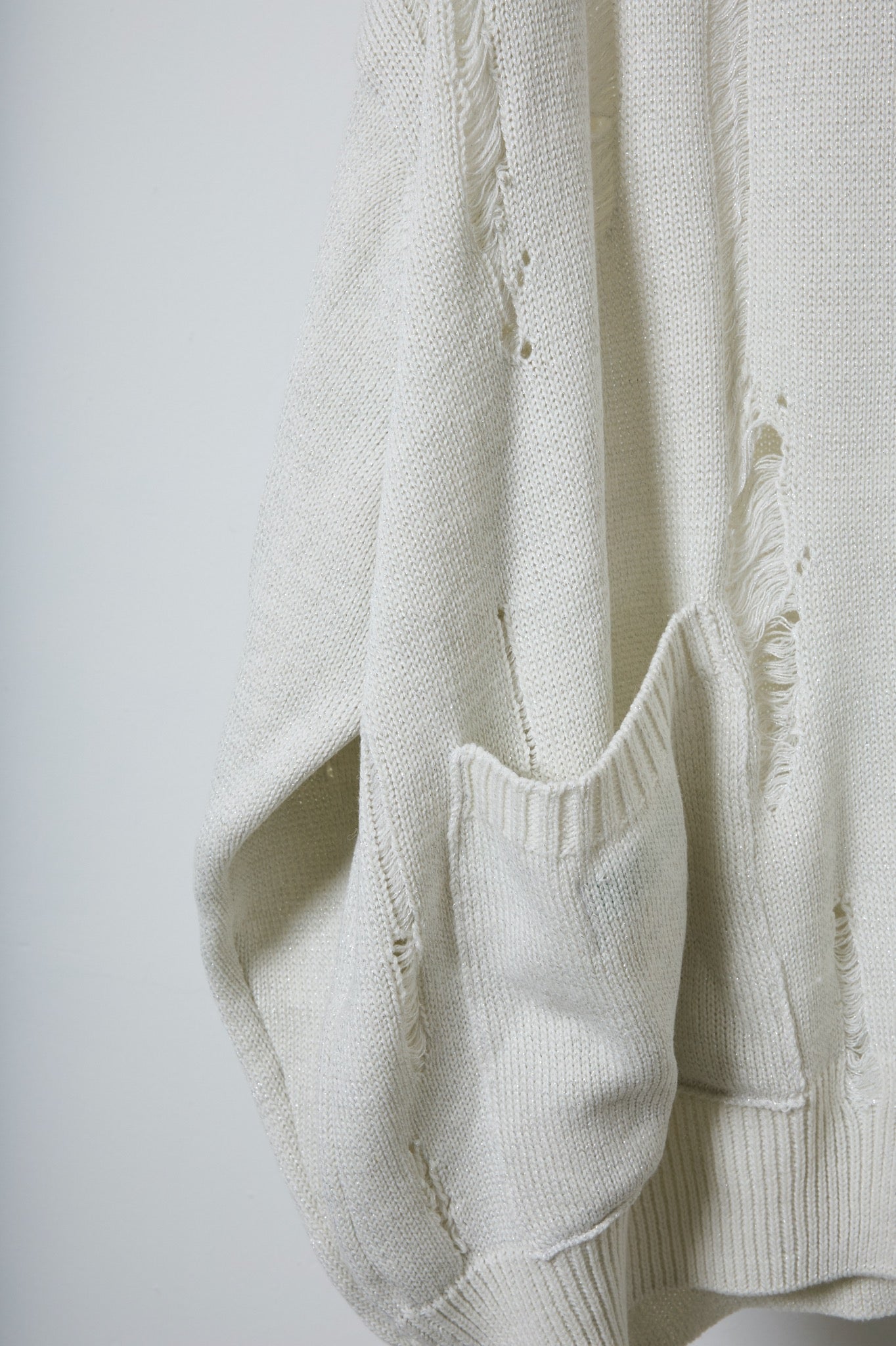 BODYSONG. / 先行予約 EARHOOD GLITTERY BALACLAVA SWEATER - WHITE