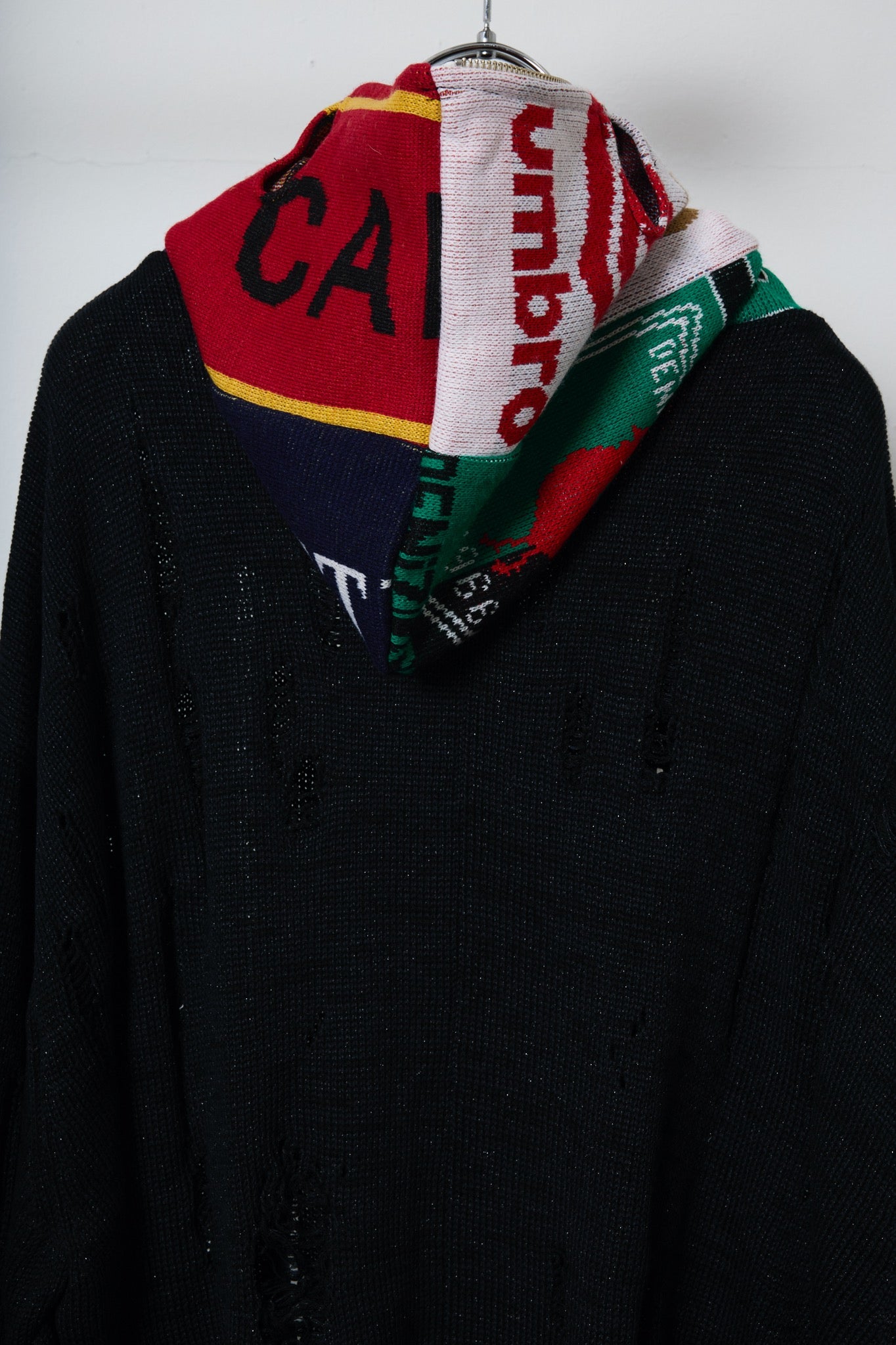 BODYSONG. / 先行予約 EARHOOD GLITTERY BALACLAVA ZIP SWEATER - BLACK