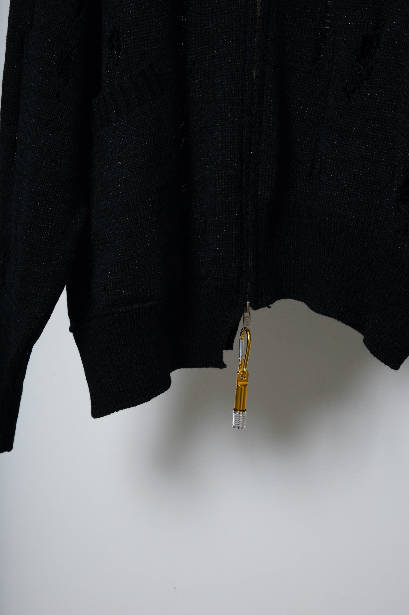 BODYSONG. / 先行予約 EARHOOD GLITTERY BALACLAVA ZIP SWEATER - BLACK