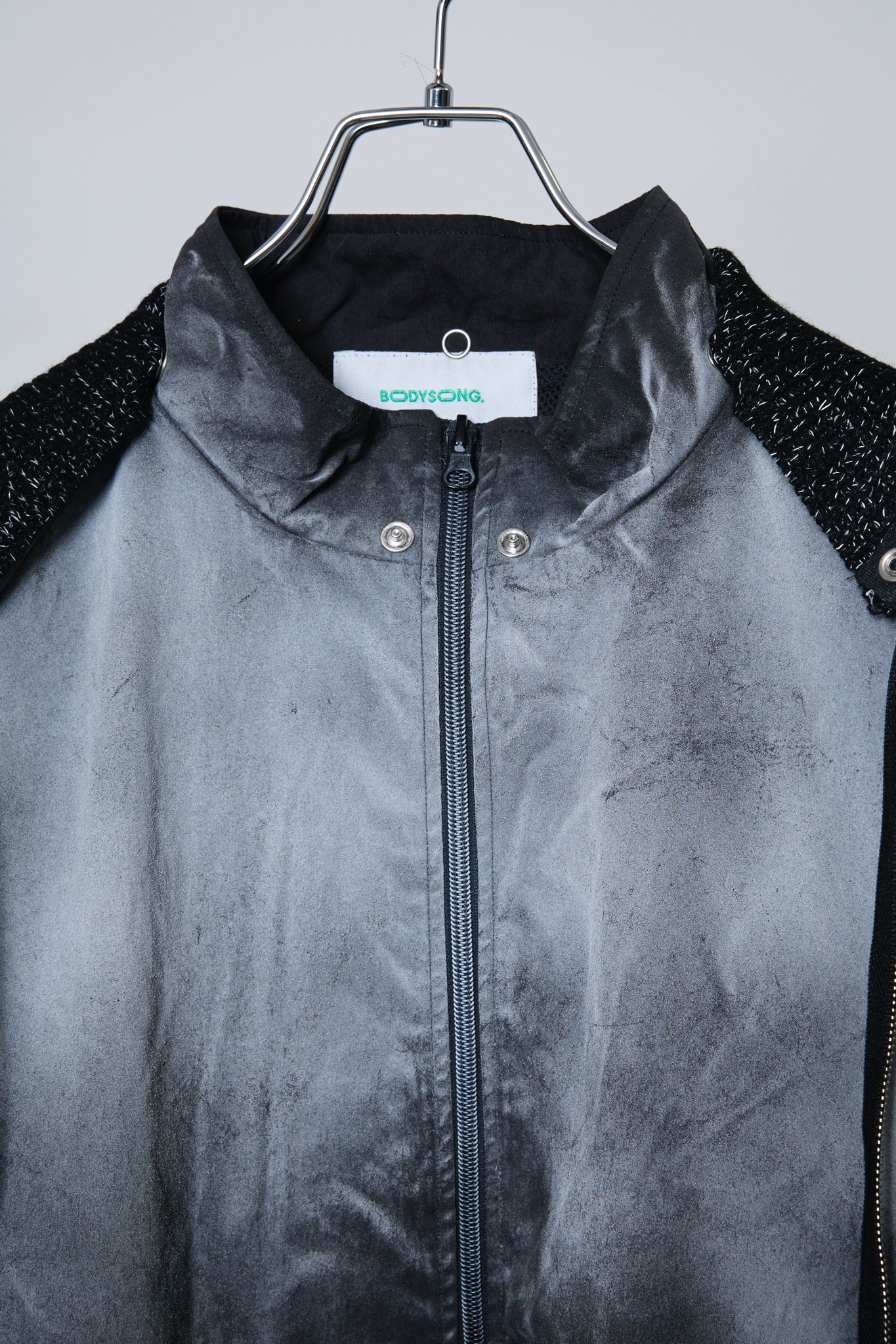 BODYSONG. / 先行予約 SPRAY PIGMENT-DYED BALACLAVA JACKET - BLACK