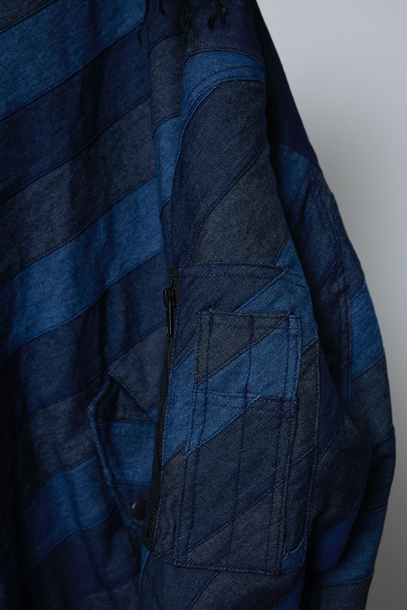 BODYSONG. / 先行予約 ROUND SILHOUETTE ARTISAN PATCHWORK N2B - NAVY