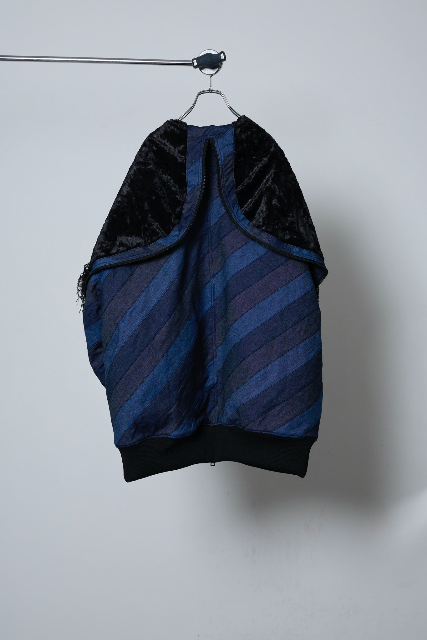 BODYSONG. / 先行予約 ROUND SILHOUETTE ARTISAN PATCHWORK N2B - NAVY