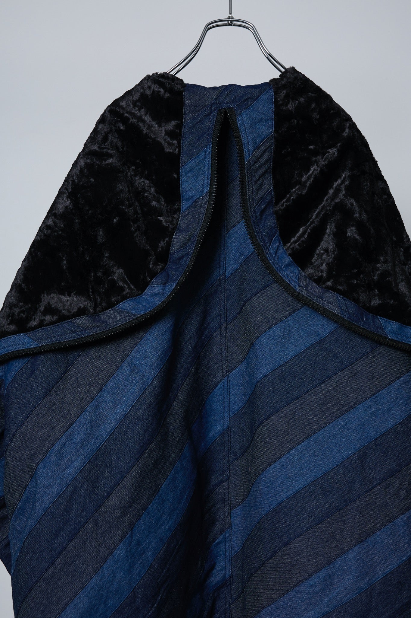 BODYSONG. / 先行予約 ROUND SILHOUETTE ARTISAN PATCHWORK N2B - NAVY