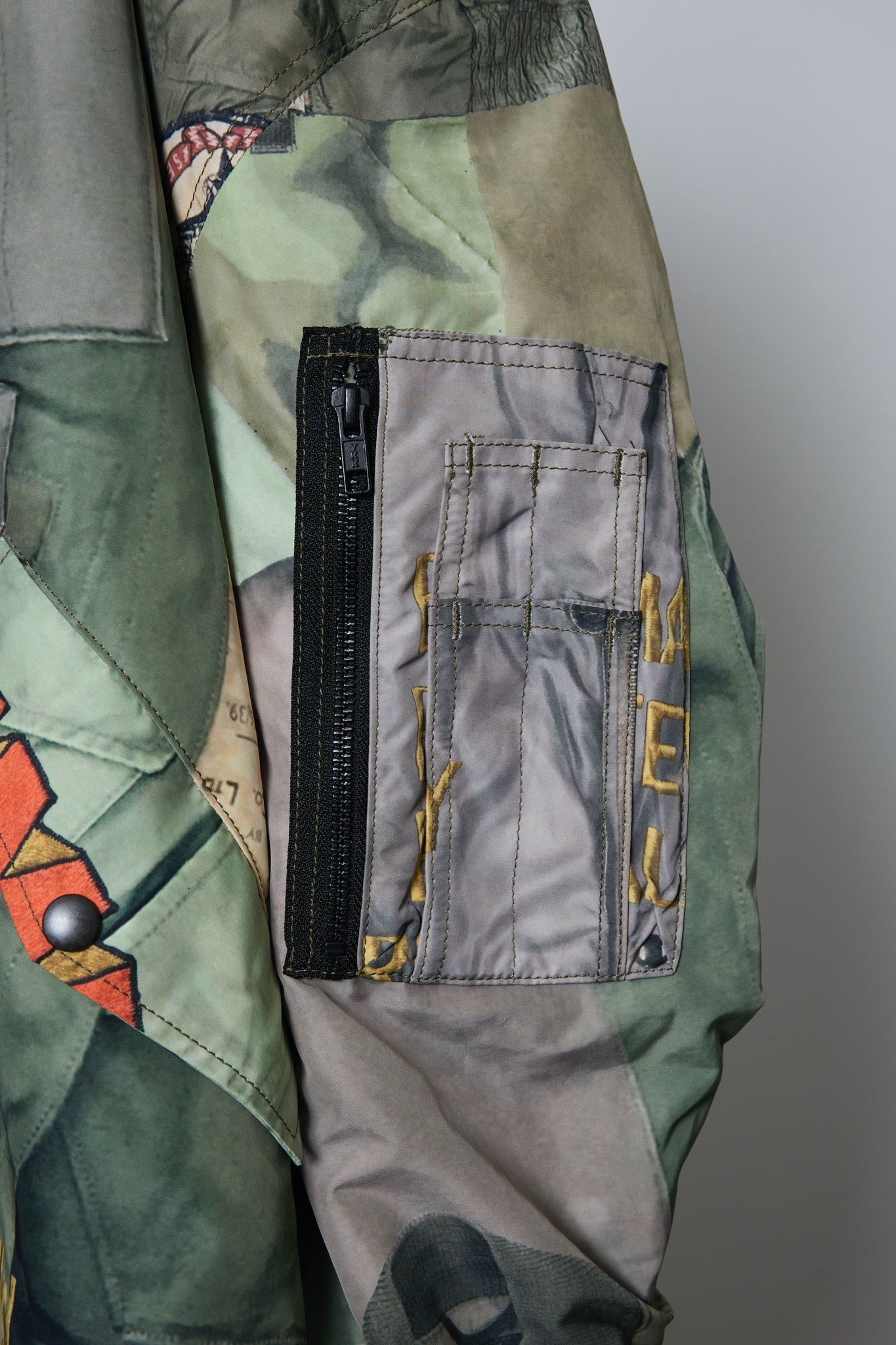 BODYSONG. / 先行予約 ROUND SILHOUETTE TROMPE L'OEIL N2B JUV - KHAKI