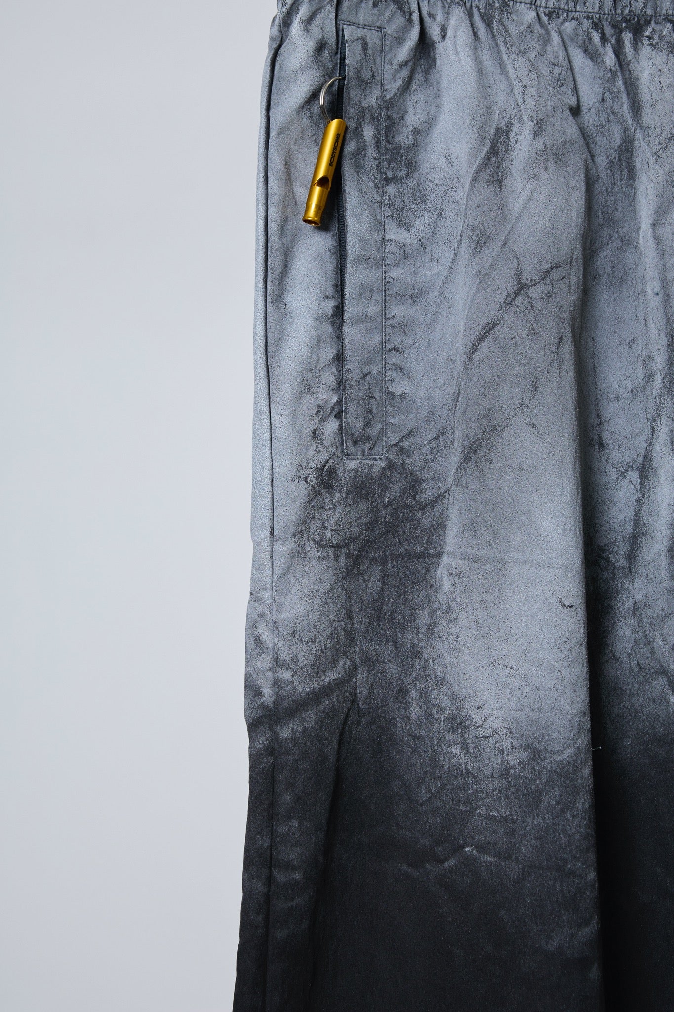 BODYSONG. / 先行予約 SPRAY PIGMENT-DYED RESCUE PANTS - BLACK
