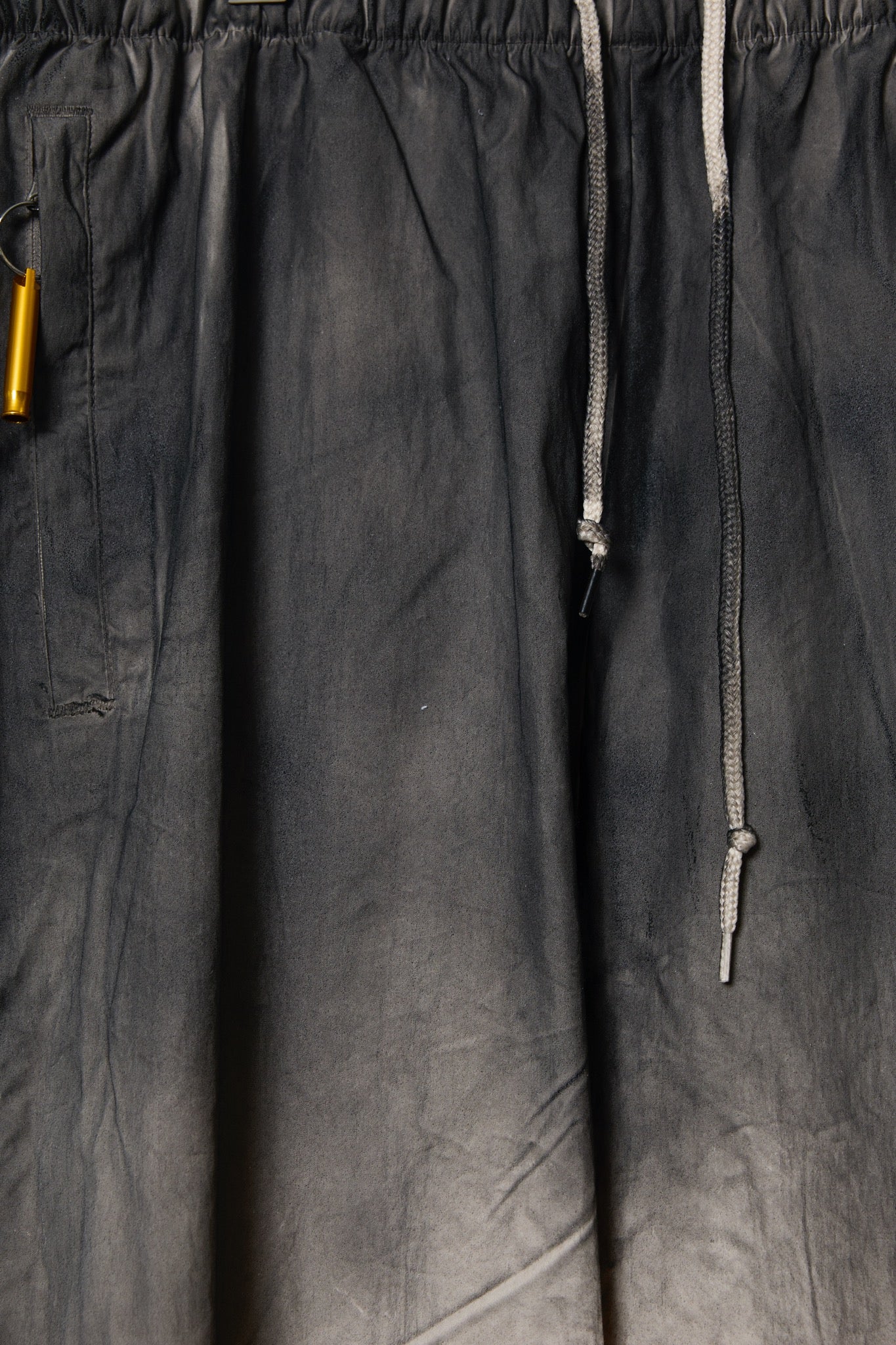 BODYSONG. / 先行予約 SPRAY PIGMENT-DYED RESCUE PANTS - WHITE