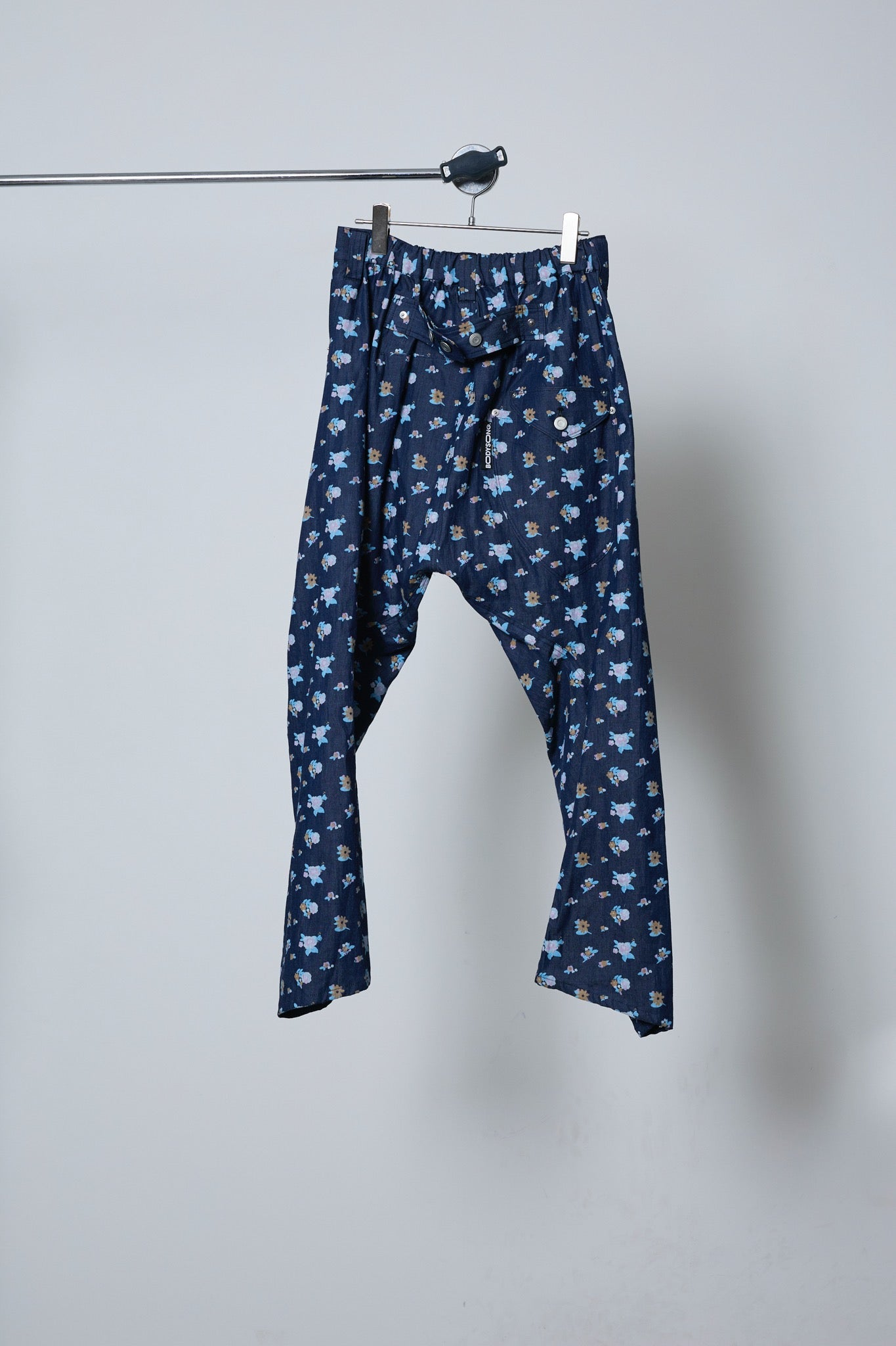 BODYSONG. / 先行予約 3D CUT FLORAL DENIM - NAVY
