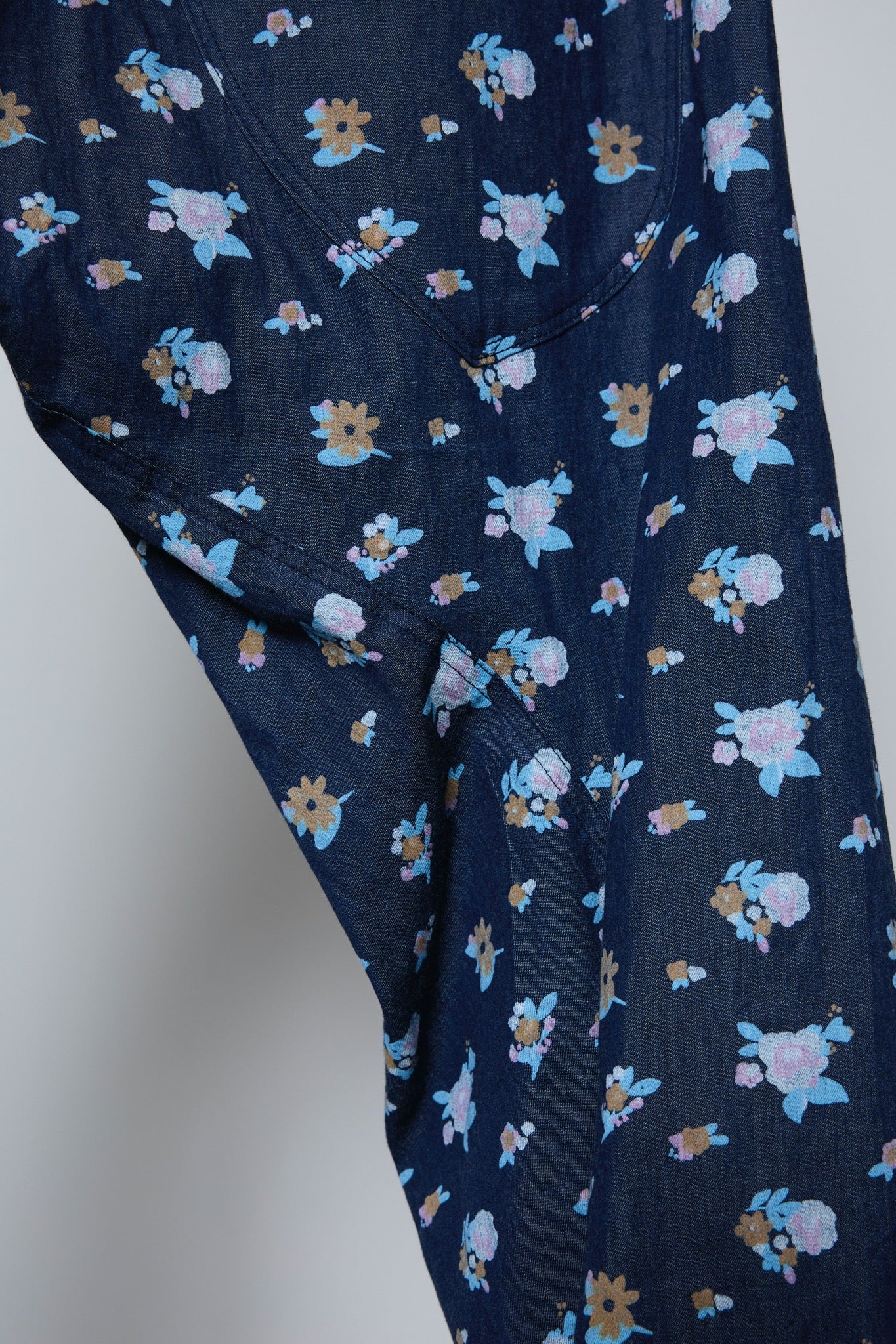 BODYSONG. / 先行予約 3D CUT FLORAL DENIM - NAVY