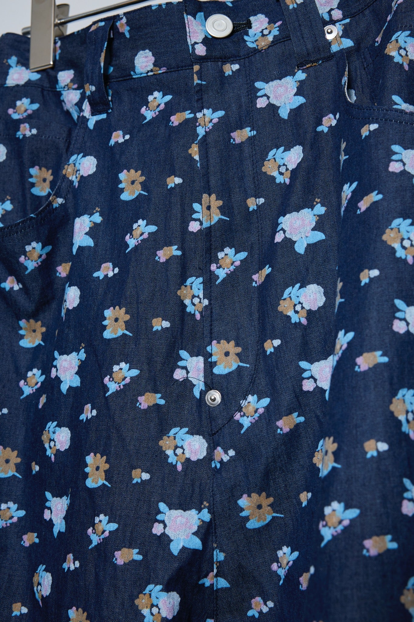 BODYSONG. / 先行予約 3D CUT FLORAL DENIM - NAVY