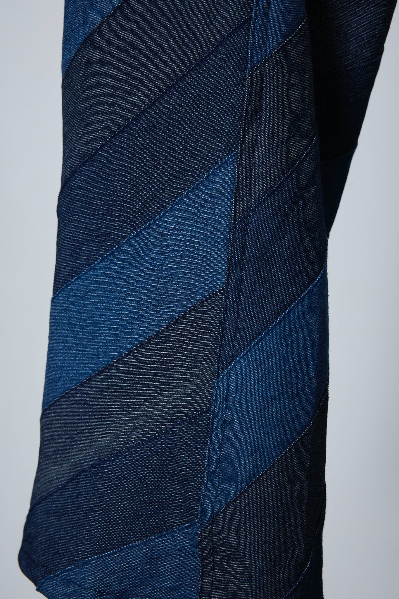 BODYSONG. / 先行予約 3D CUT ARTISAN PATCHWORK DENIM - NAVY