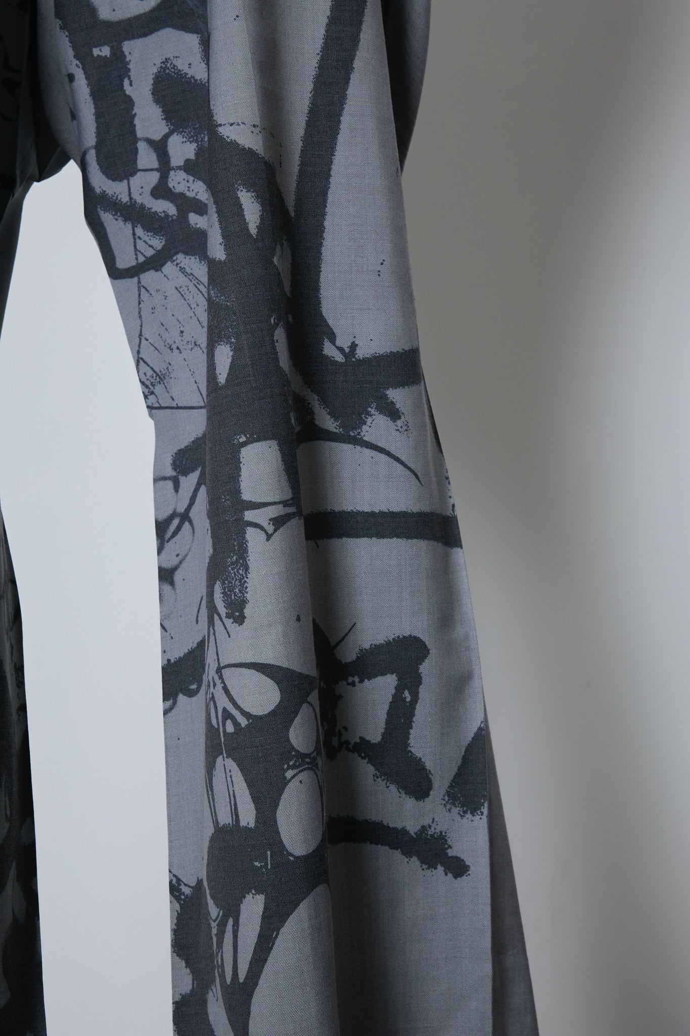 BODYSONG. / 先行予約 1001 SONGS OF EBAY TROUSERS - GREY