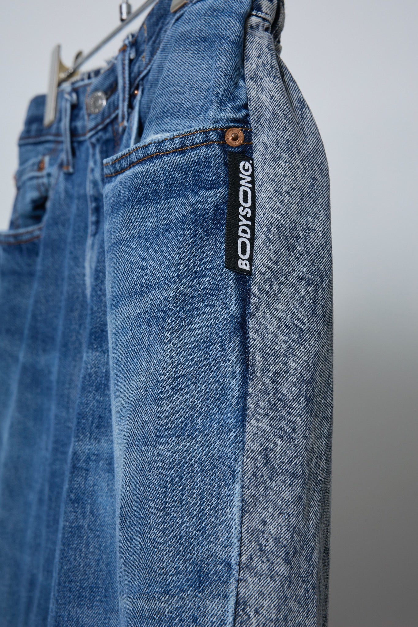 BODYSONG. / 先行予約 RECONSTRUCTED VDENIM + ACID DENIM - BLUE
