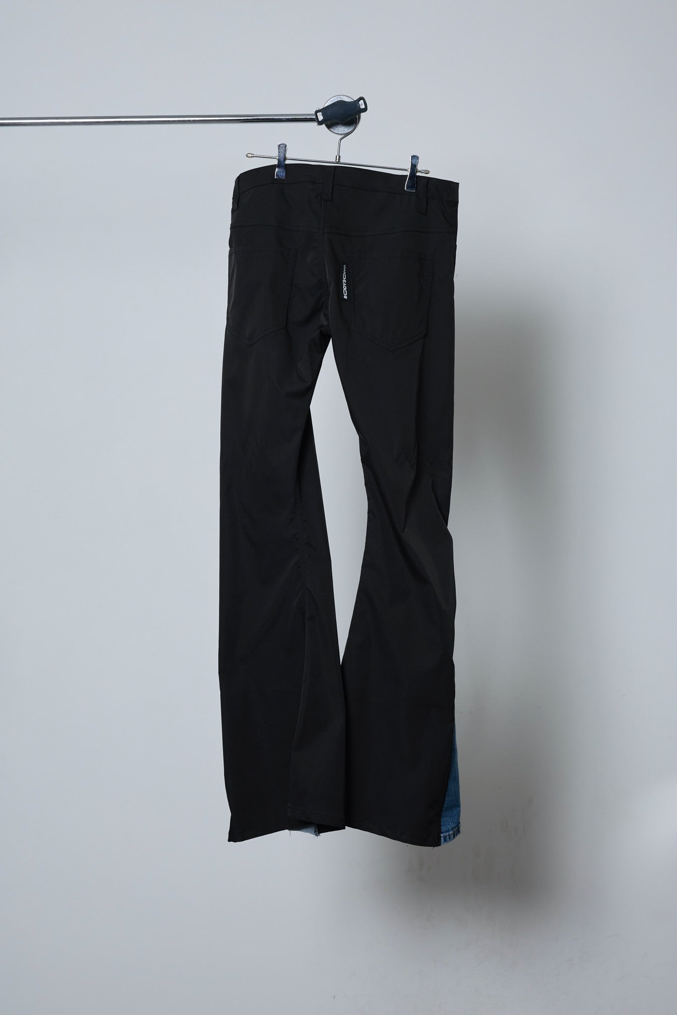 BODYSONG. / 先行予約 RECONSTRUCTED BK FLARE PT - BLACK