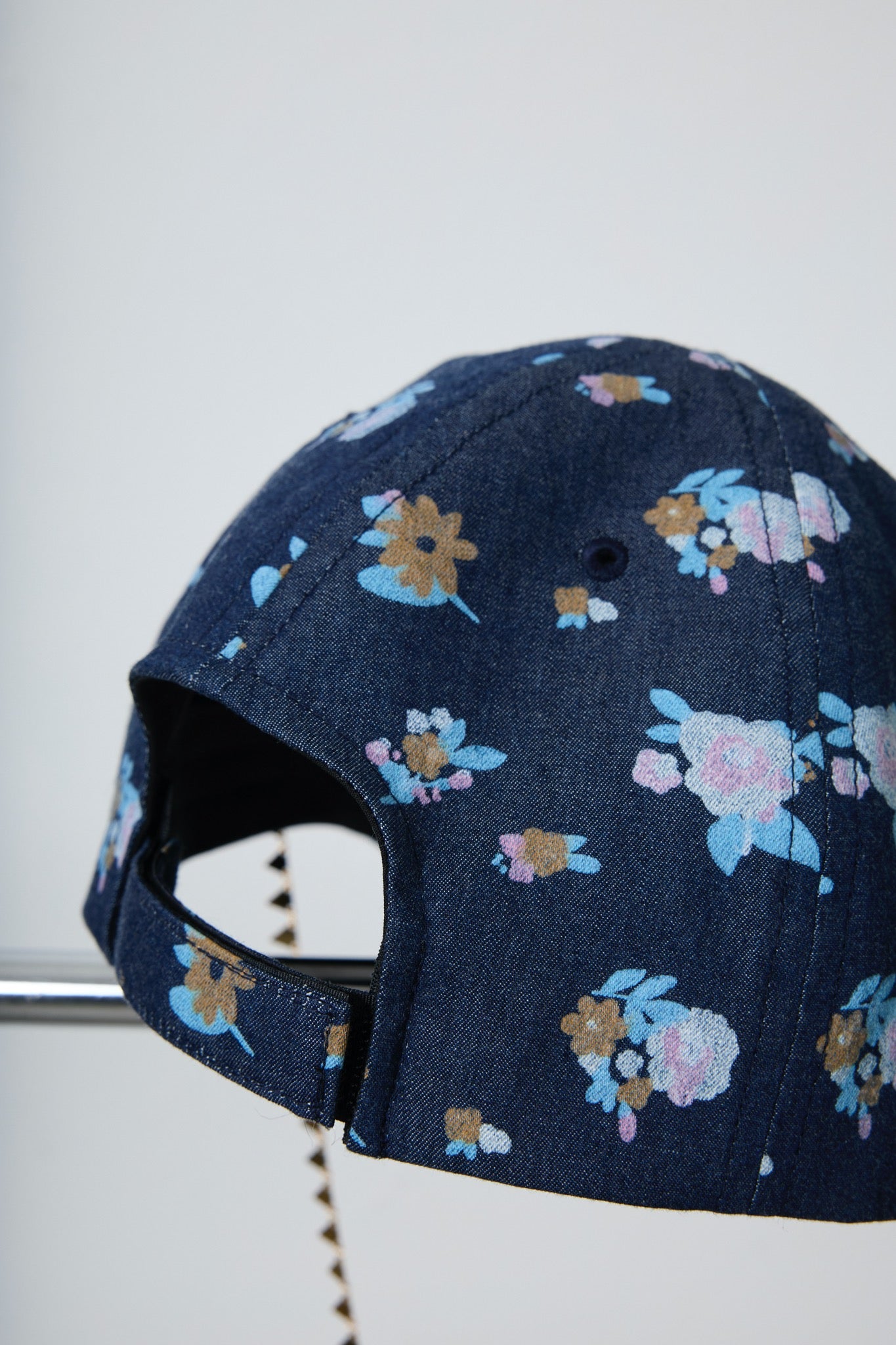 BODYSONG. / 先行予約 FLORAL DENIM CAP - NAVY