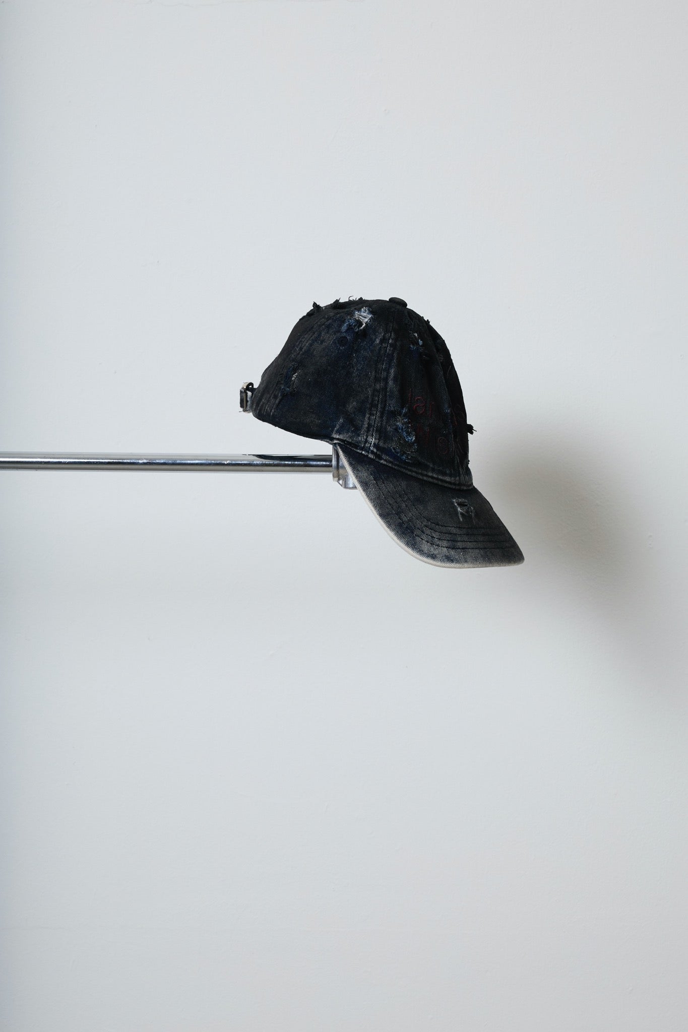 BODYSONG. / 先行予約 DAMAGED DENIM CAP THEME - BLACK