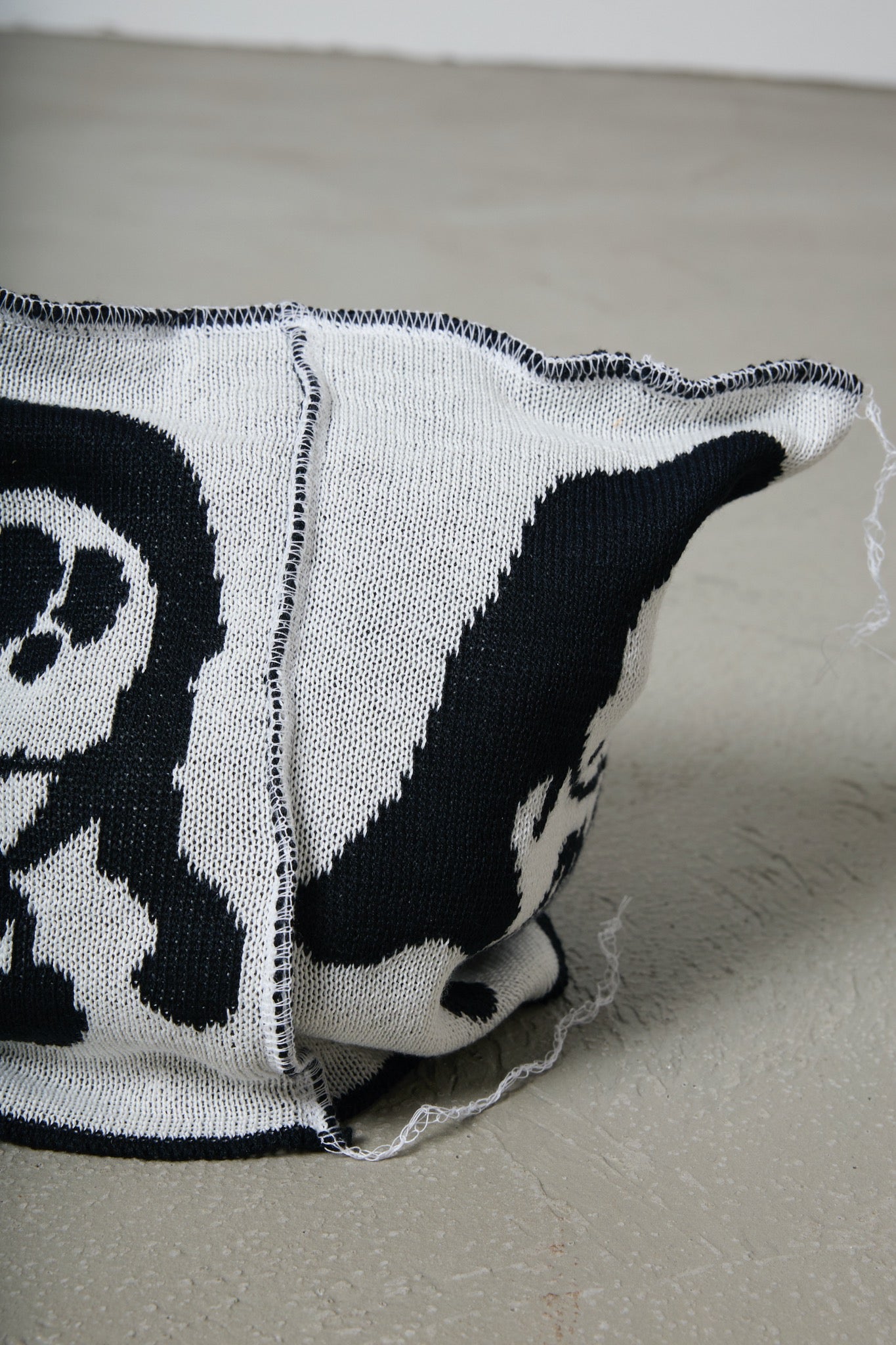 BODYSONG. / 先行予約 KNIT HAT CHARACTERS COLLECTION - WHITE A2Z