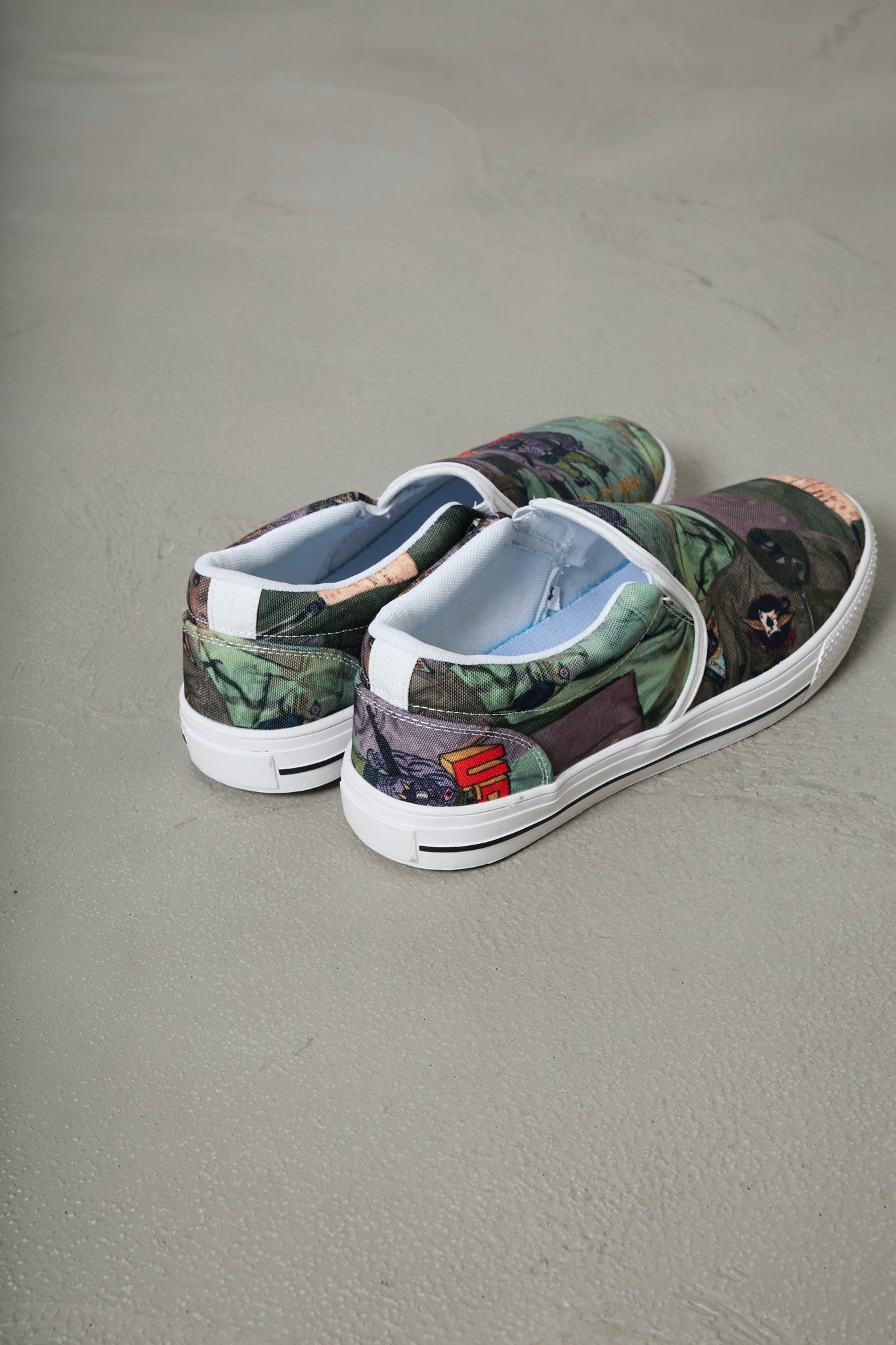 BODYSONG. / 先行予約 SLIPON/TROMPE L'OEIL JUV - KHAKI