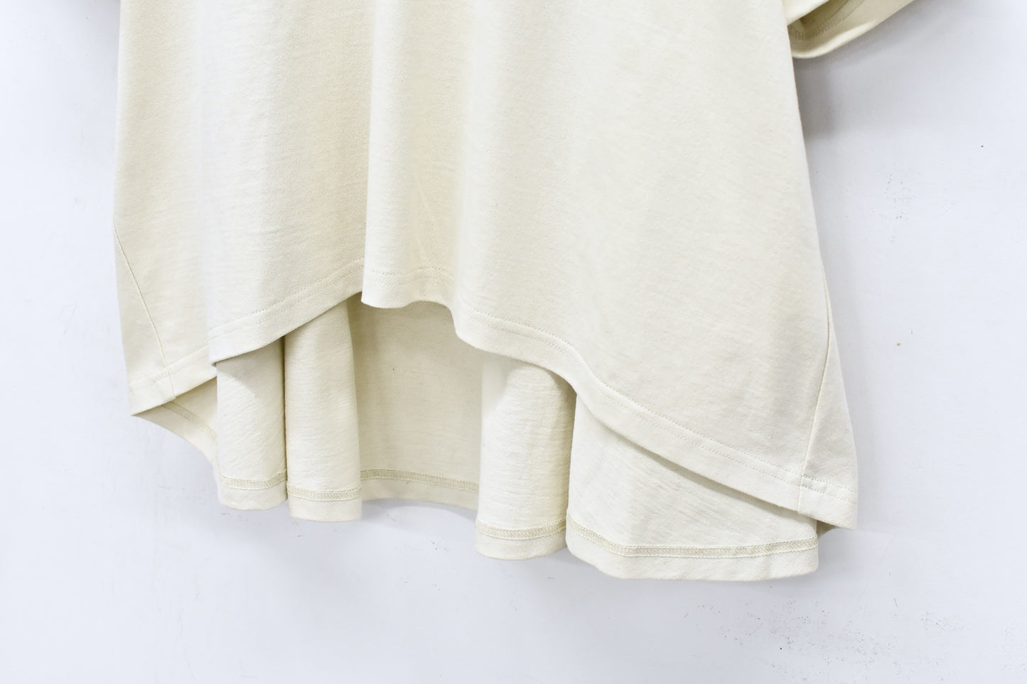 BEDSIDEDRAMA / 先行予約 DIGNEY DOLL Flare T-Shirt - NATURAL