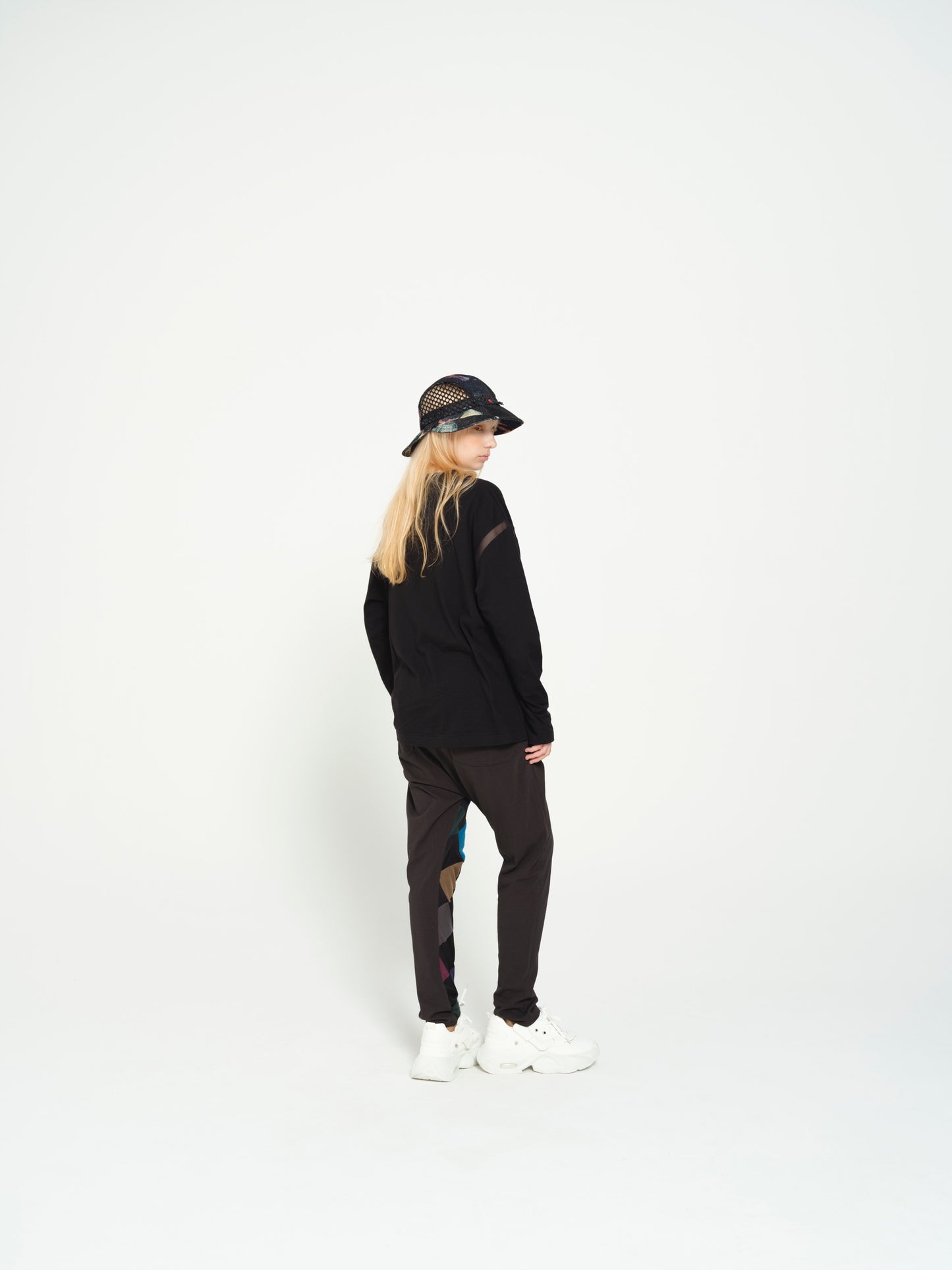 STOF / WORLD ORDER SAMUE L/S T-SHIRT