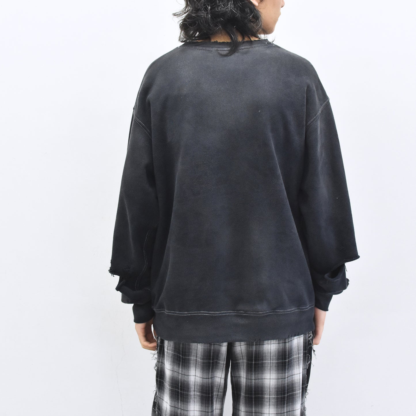 THE JEAN PIERRE / Pigment Grunge Destroy Sweat Shirt - FADE BLK