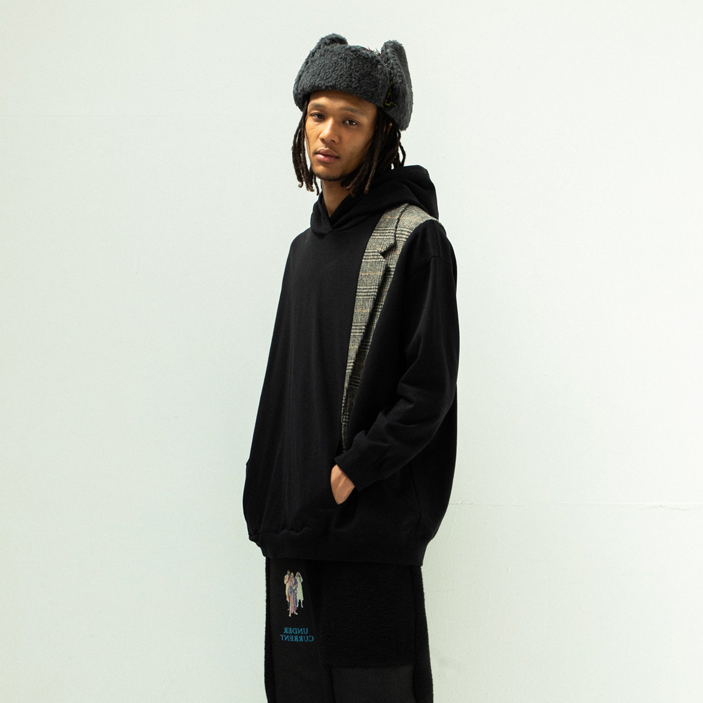 STOF / 先行予約 SLASH CLASIC HOODIE - BLACK