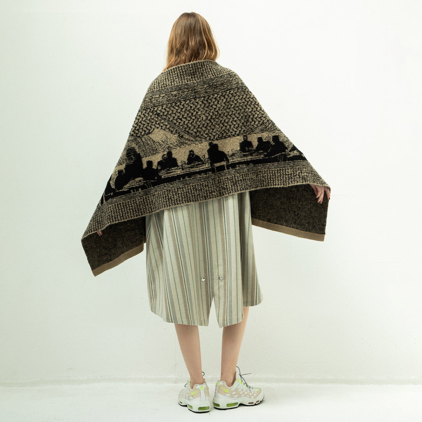 STOF / 先行予約 STAR SCHMUG STOLE - BLACK